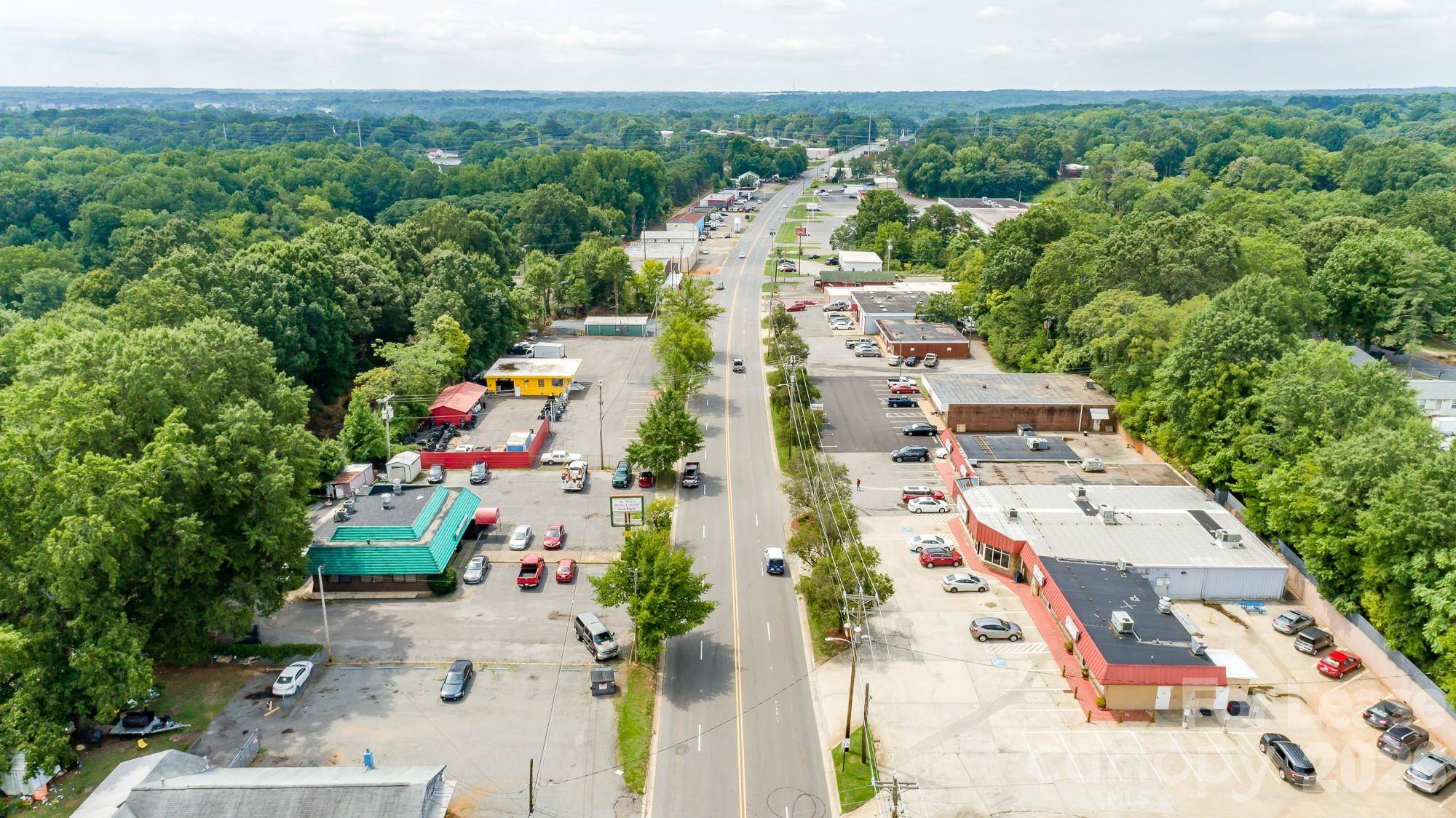 1010 Shelton AVE, Statesville, NC 28677