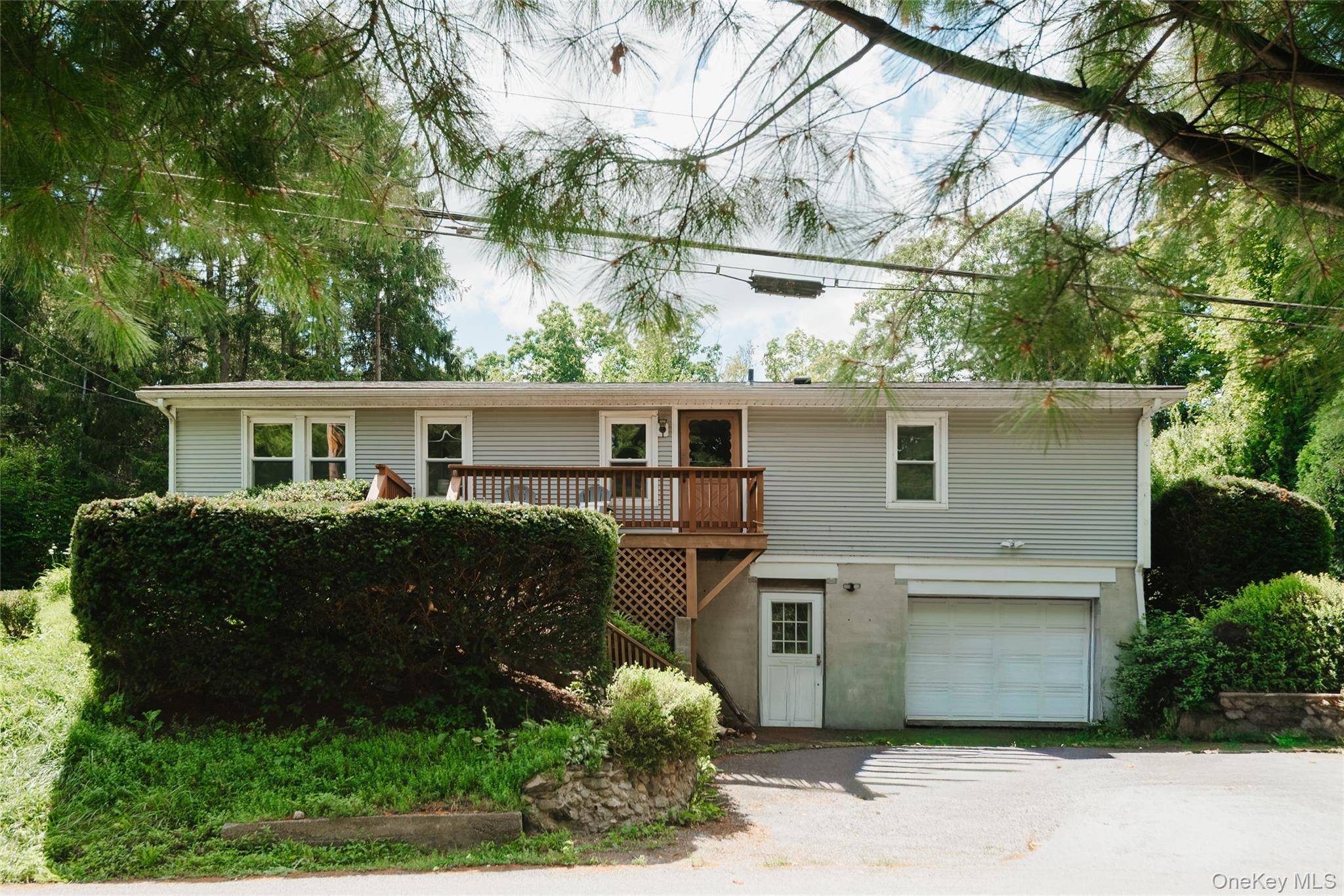 90 Lake Amenia RD, Amenia, NY 12501
