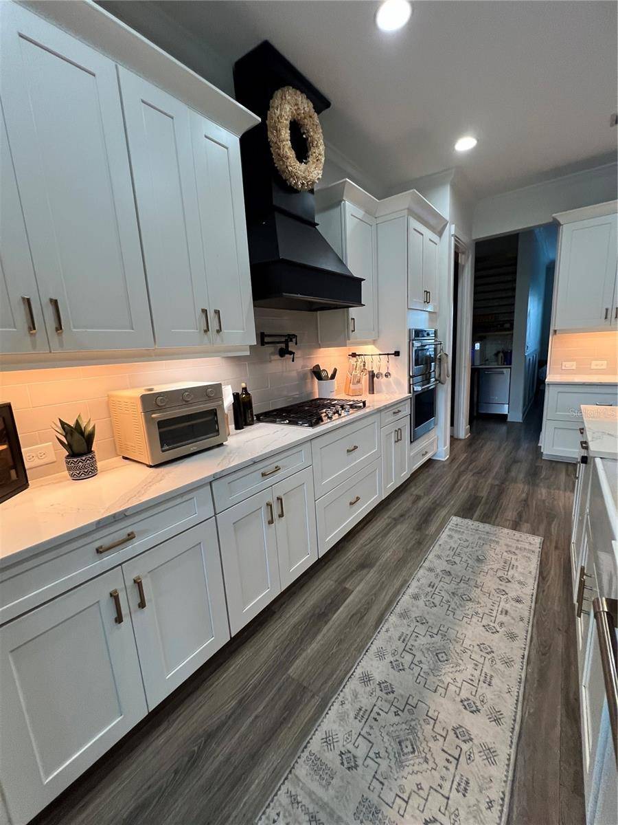 6233 RIVO LAKES BLVD, Sarasota, FL 34241