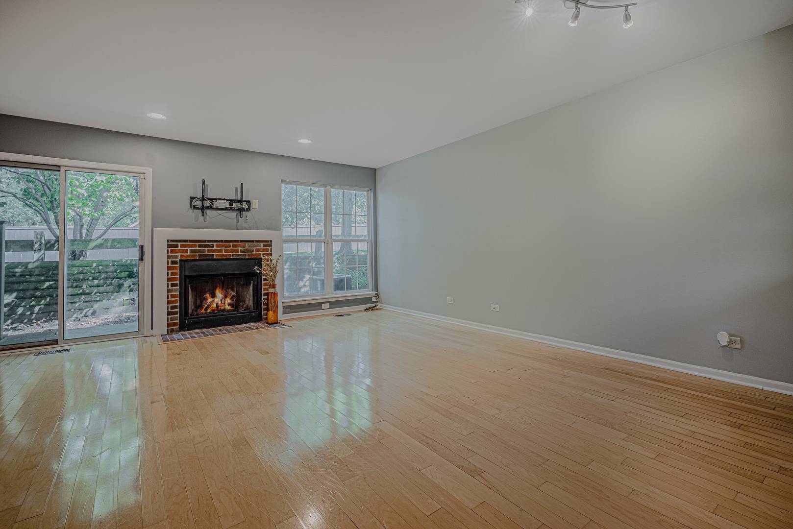 1069 Talbots LN #0, Elk Grove Village, IL 60007