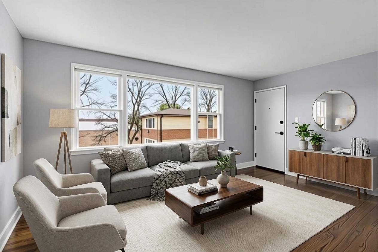 7900 S Merrill AVE #3C, Chicago, IL 60649