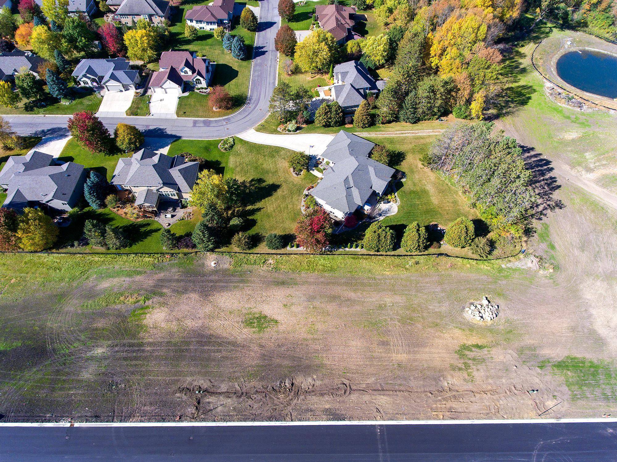 2199 NE Maple Leaf LN NE, Owatonna, MN 55060