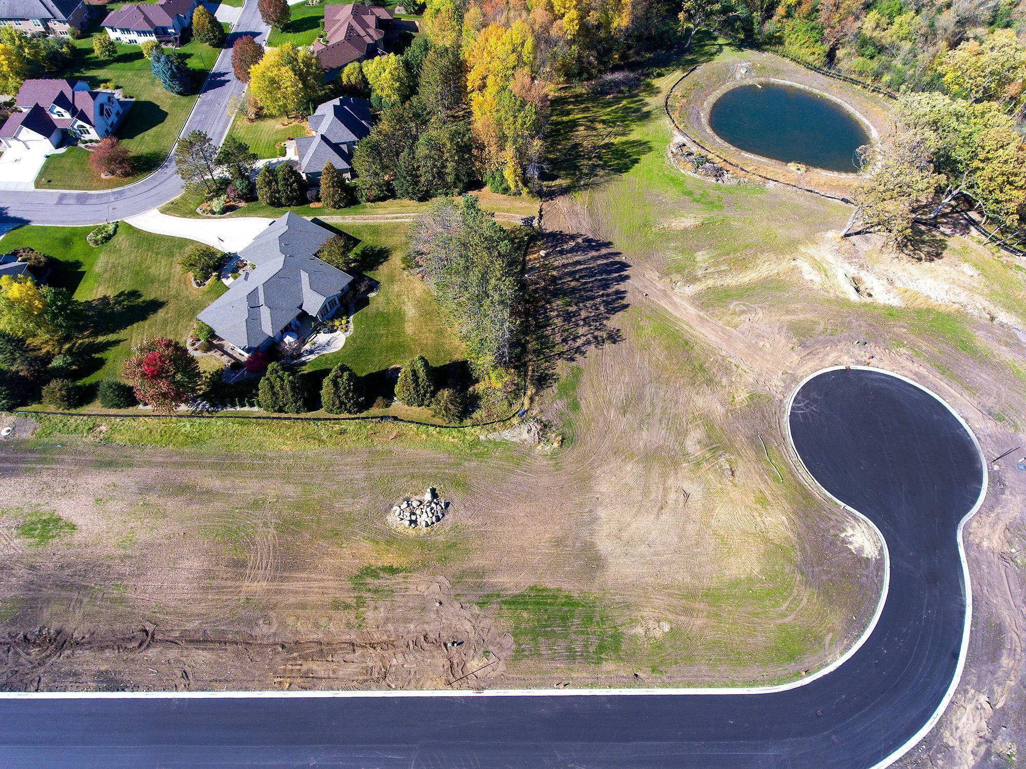 2189 NE Maple Leaf LN, Owatonna, MN 55060