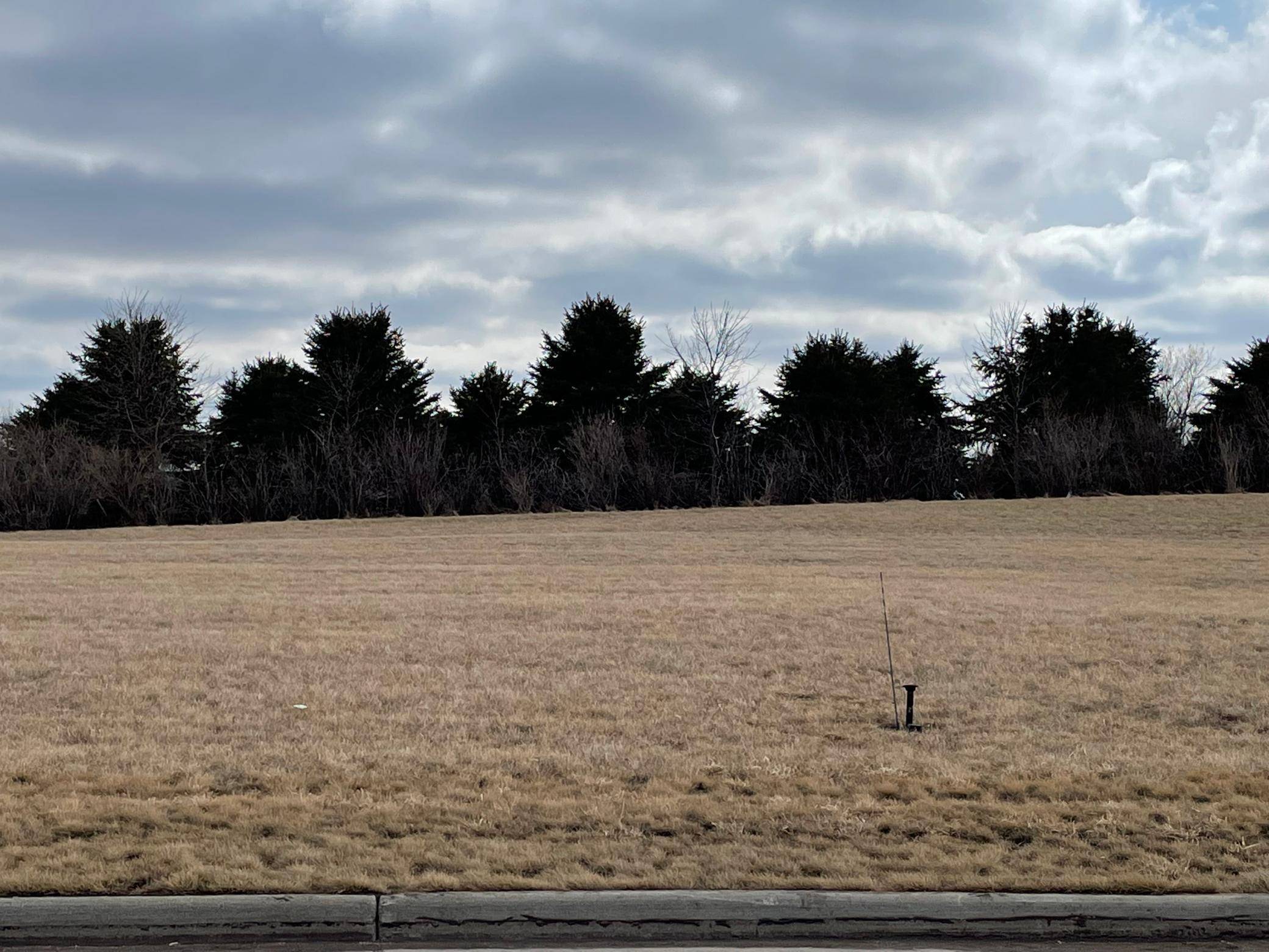 521 Hillcrest ST, Edgerton, MN 56128