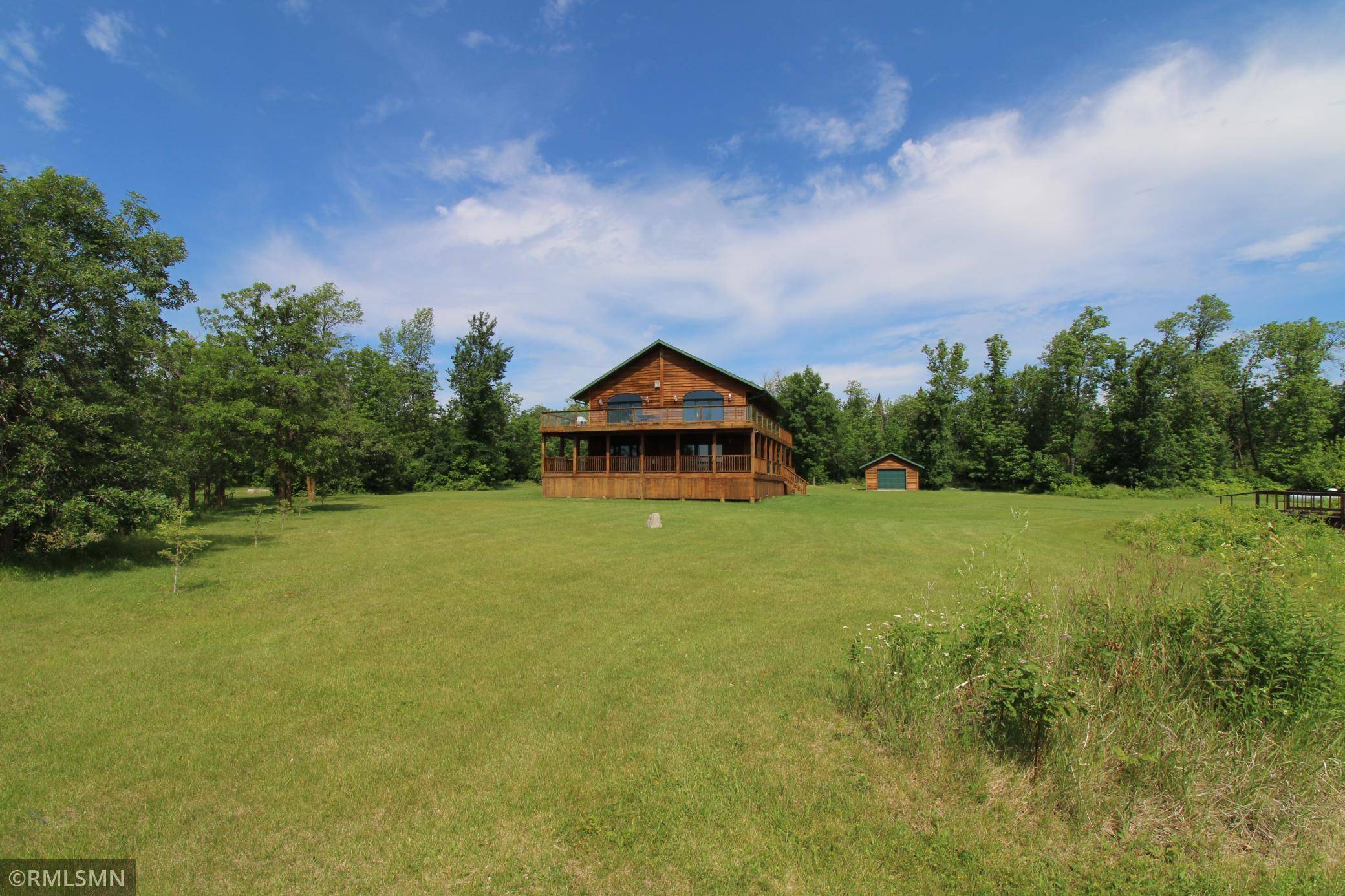 1526 Flag IS, Angle Inlet, MN 56711