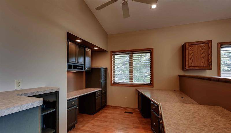 740 Windmill CT, Eagan, MN 55123