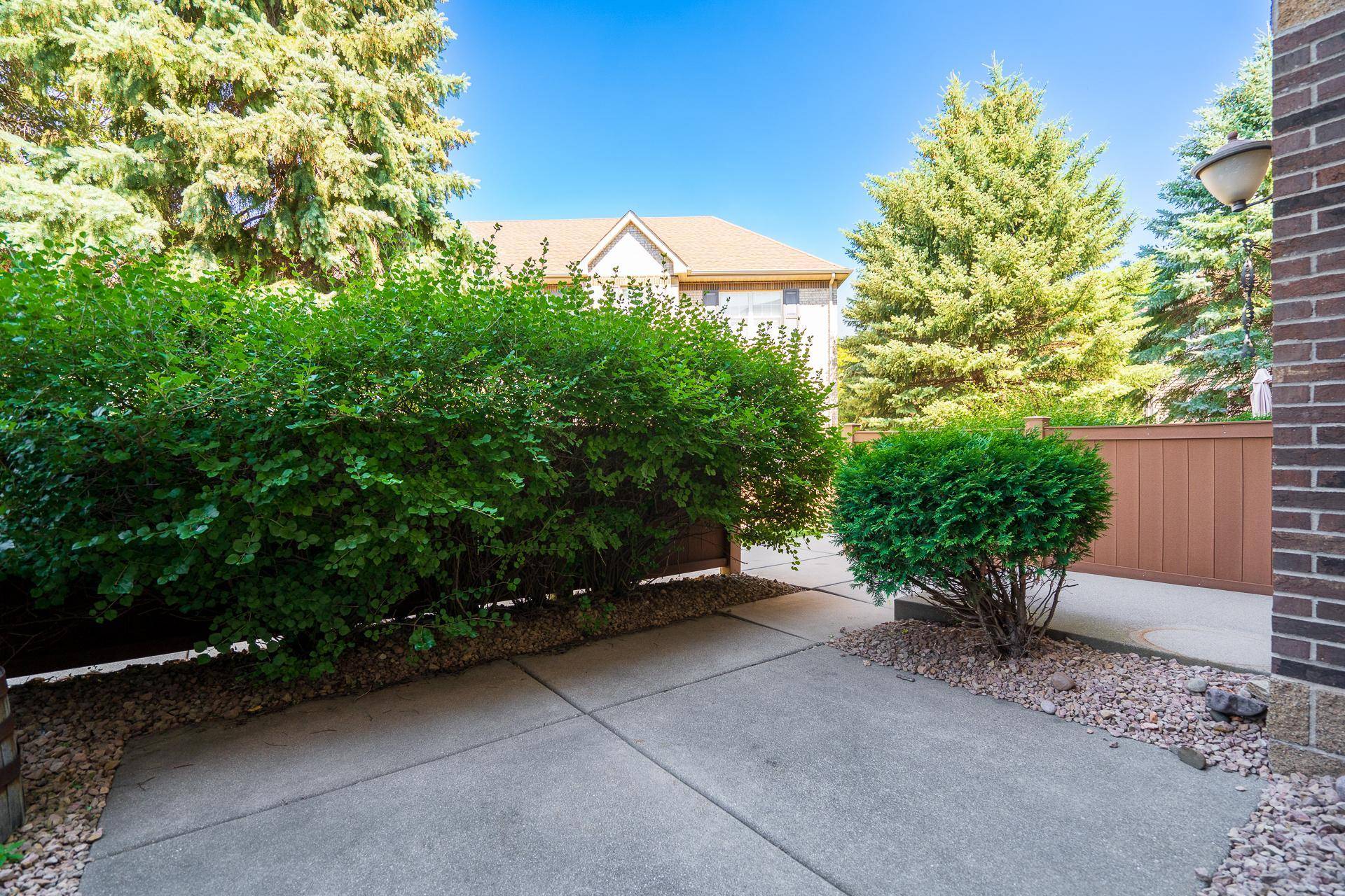 6459 Regency LN, Eden Prairie, MN 55344