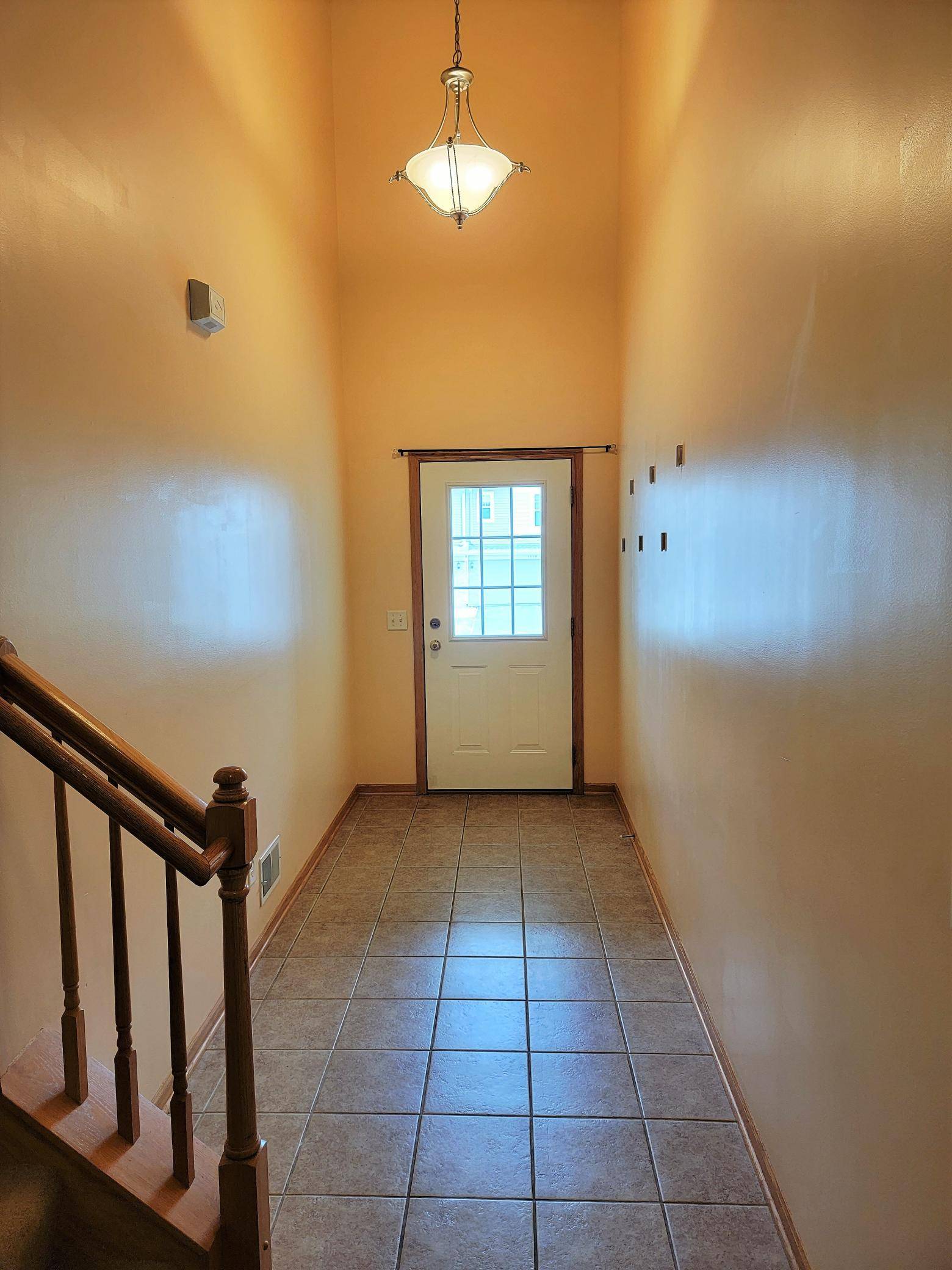 5055 Fountain LN N, Plymouth, MN 55446