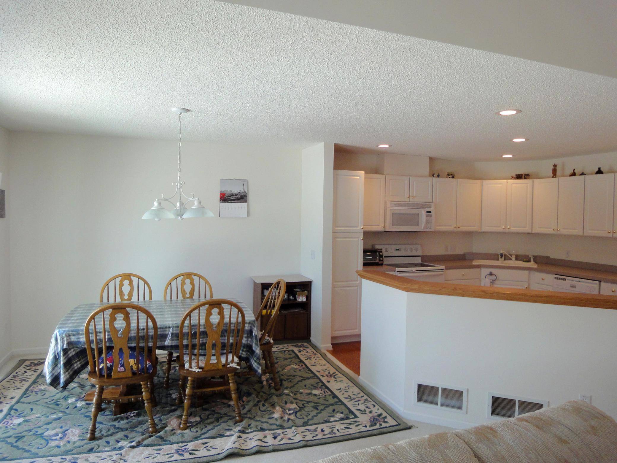 6229 Upland LN N, Maple Grove, MN 55311