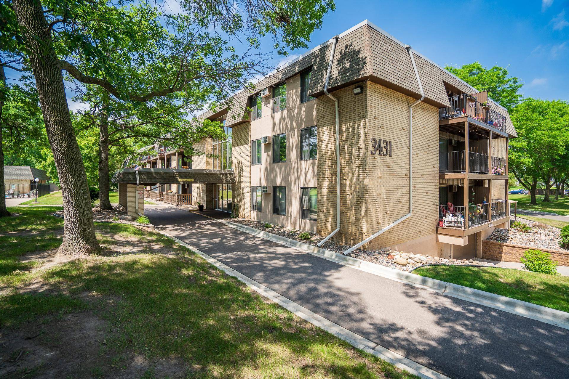 3431 Kent ST #815, Shoreview, MN 55126
