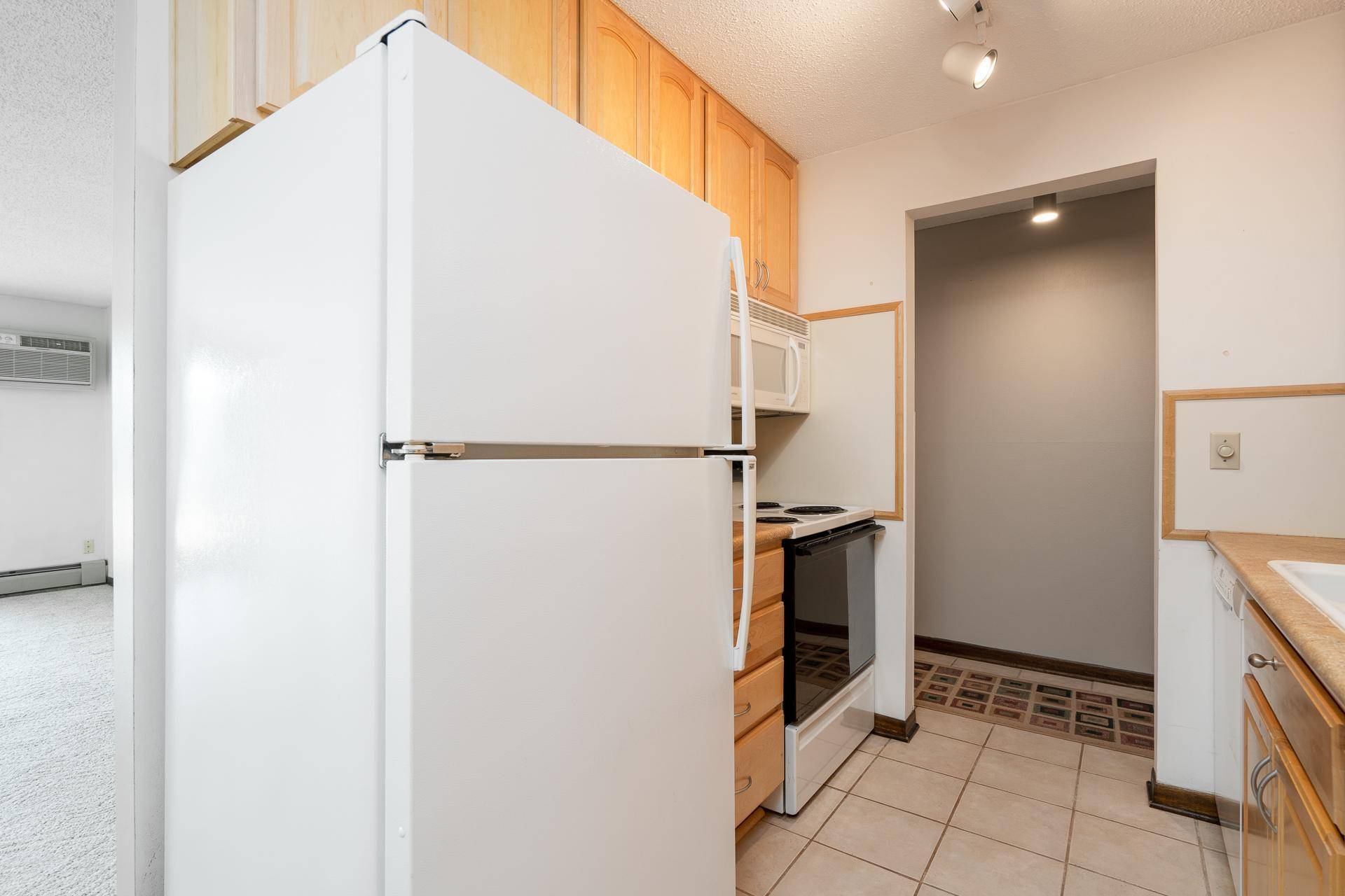 3431 Kent ST #815, Shoreview, MN 55126