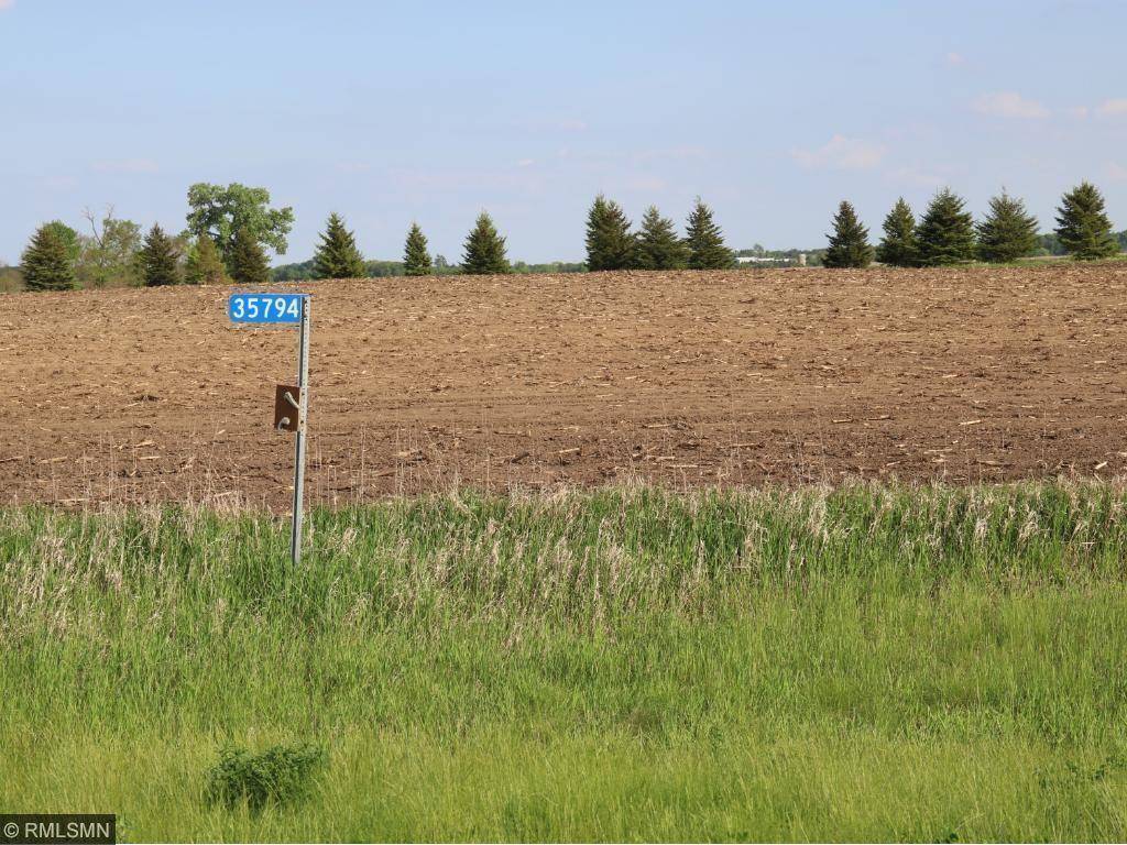 35794 Sharon Prairie DR, Le Sueur, MN 56058
