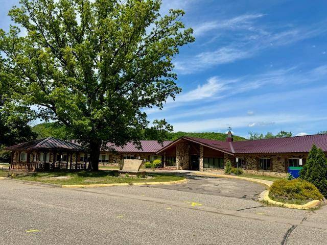 232 E Springer AVE, Elmwood, WI 54740