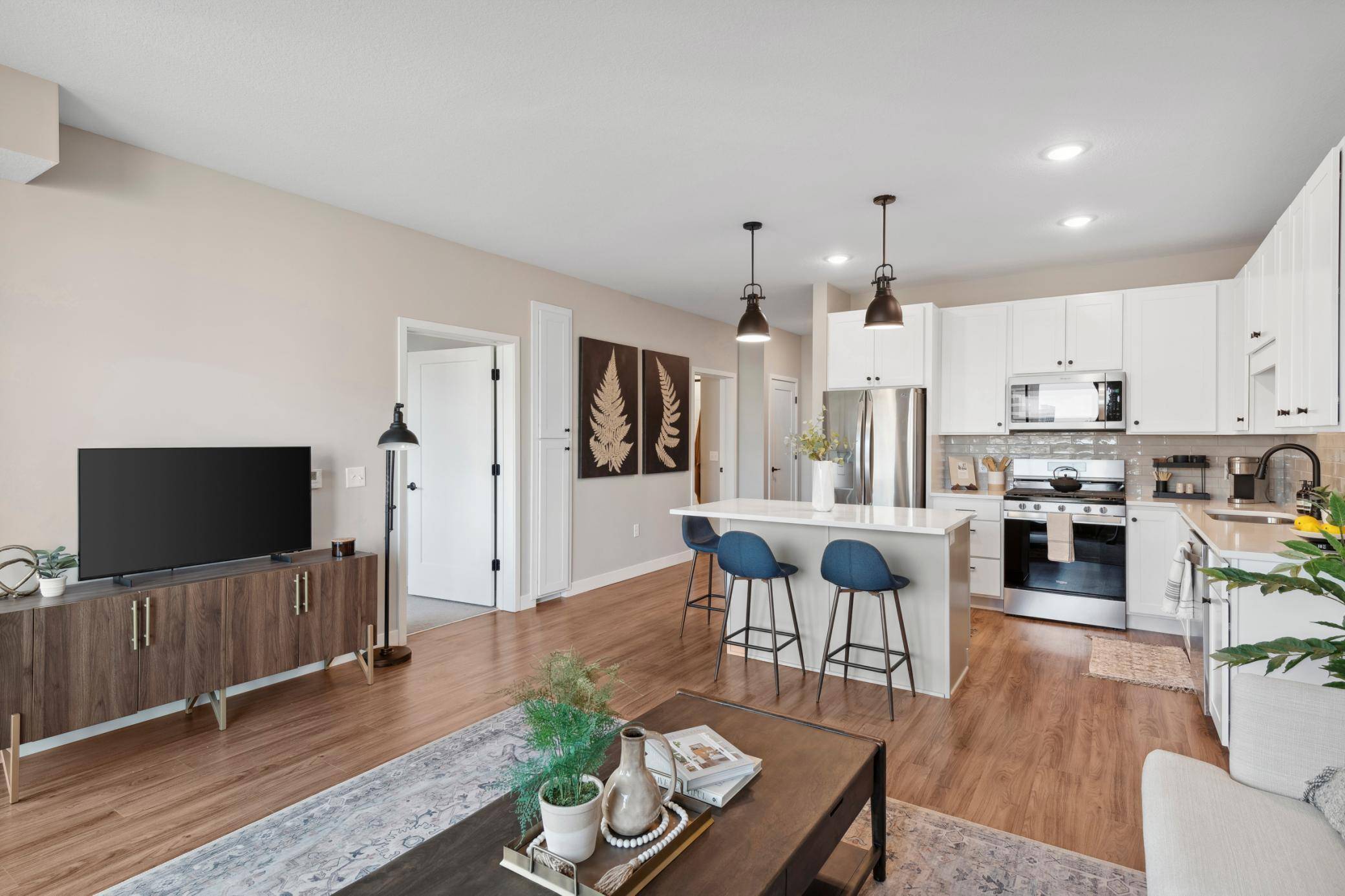 8131 34th, Bloomington, MN 55425