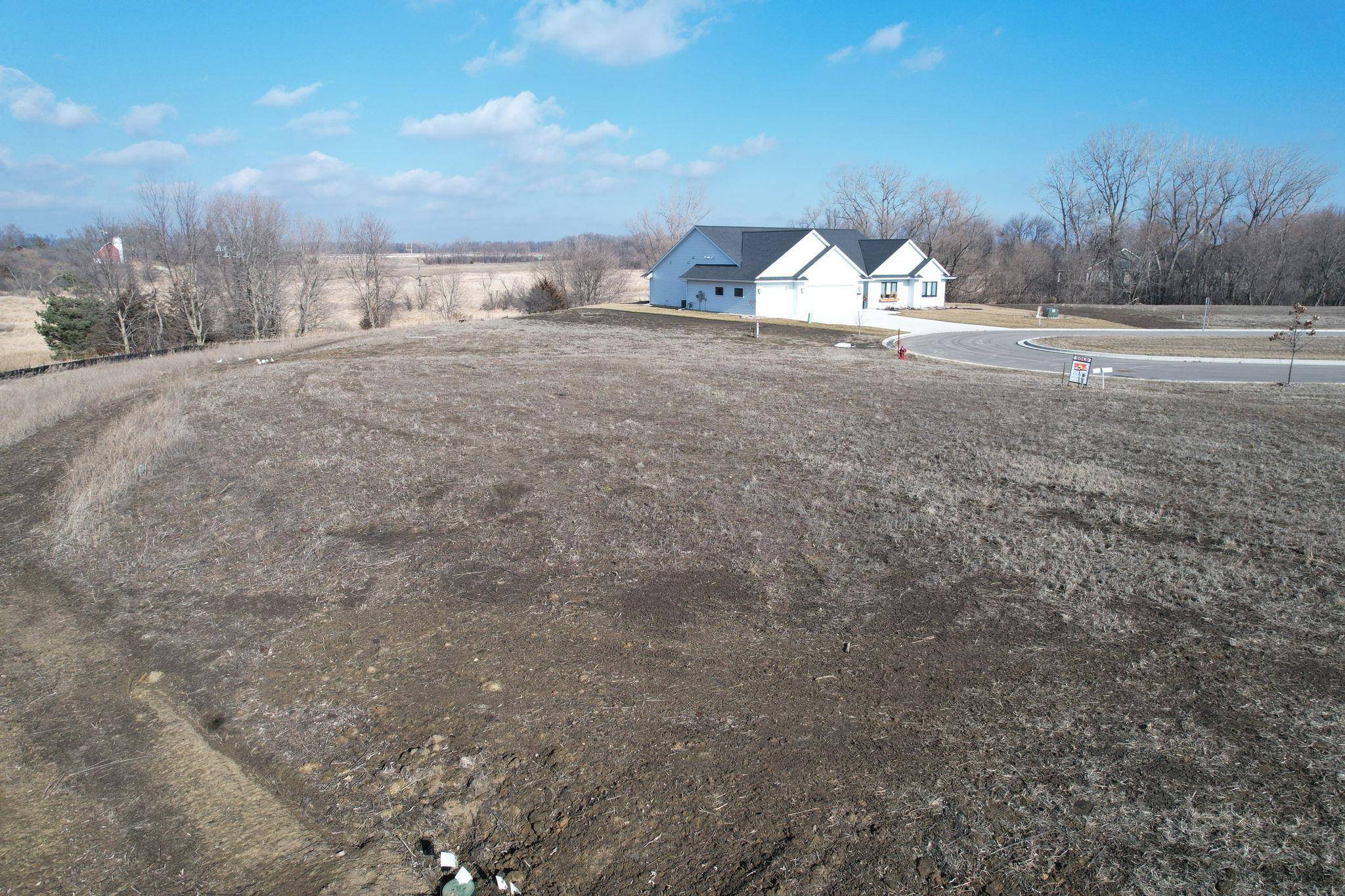 1022 Bitterend CIR, Mankato, MN 56001