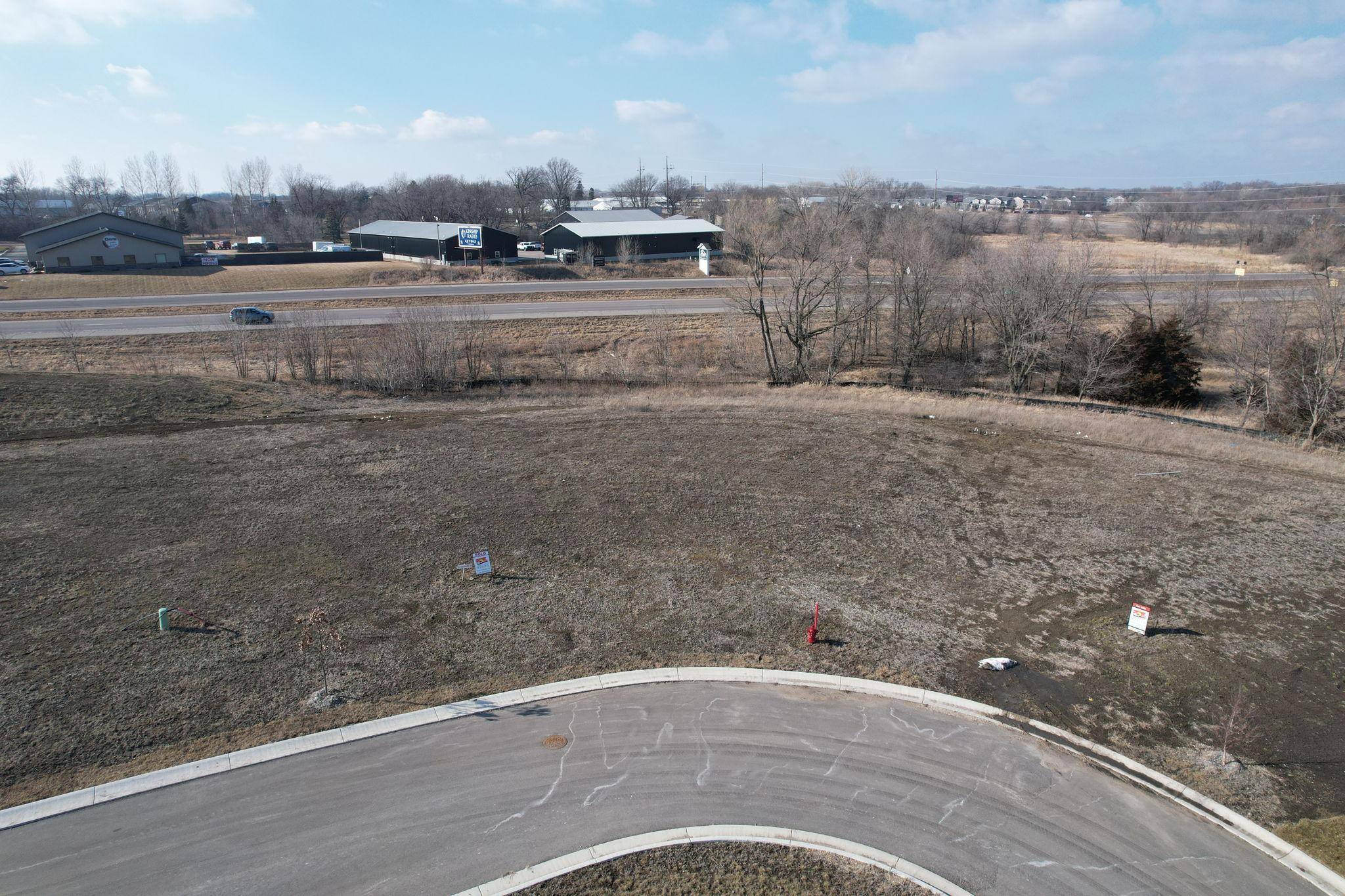 1022 Bitterend CIR, Mankato, MN 56001