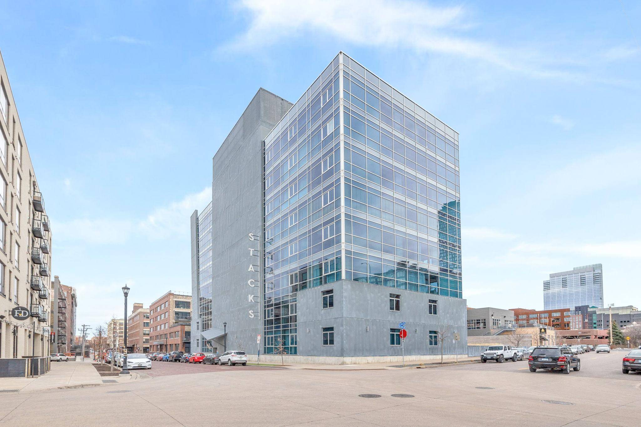 345 6th AVE N #305, Minneapolis, MN 55401