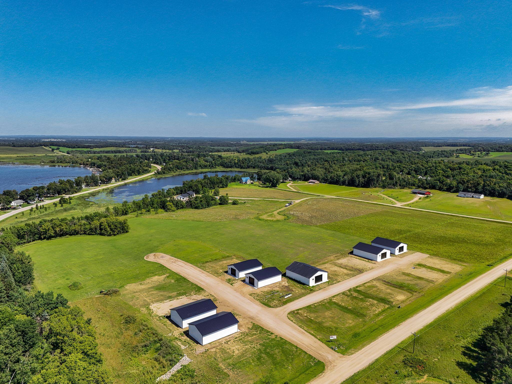 37577 470th St #21, Frazee, MN 56544