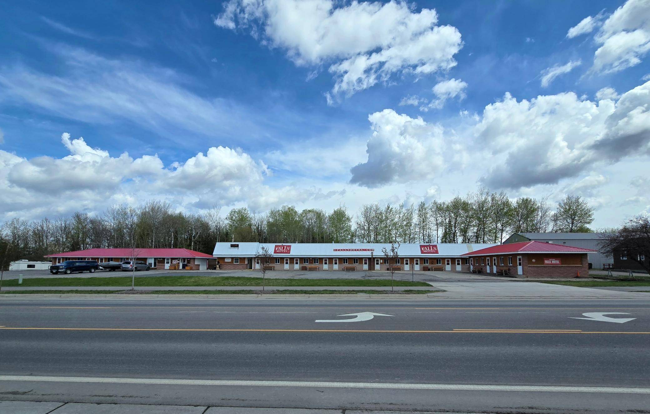 2101 Second AVE W, International Falls, MN 56649