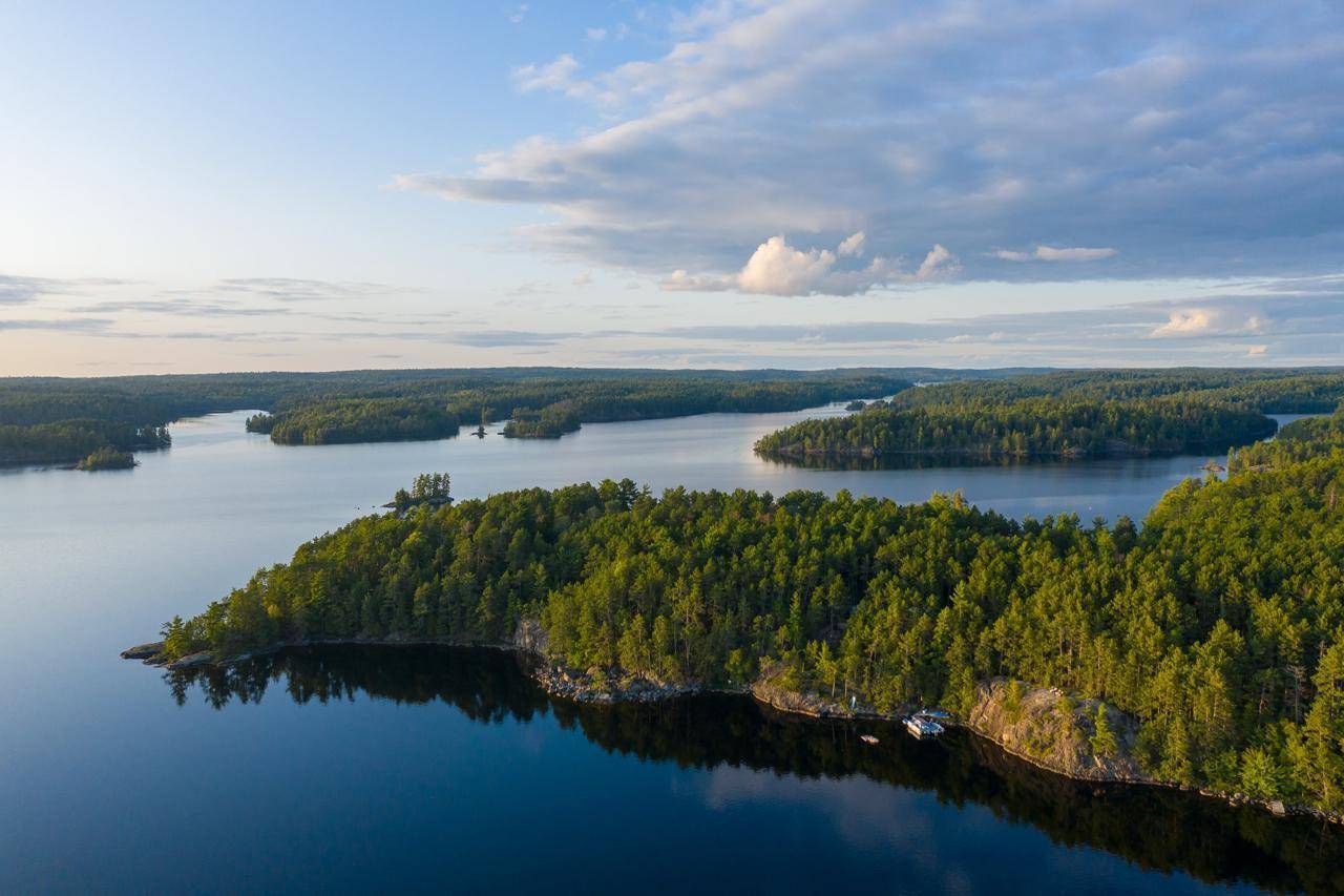 2928 Waters Island and Dock Van Vac Road, Ely, MN 55731