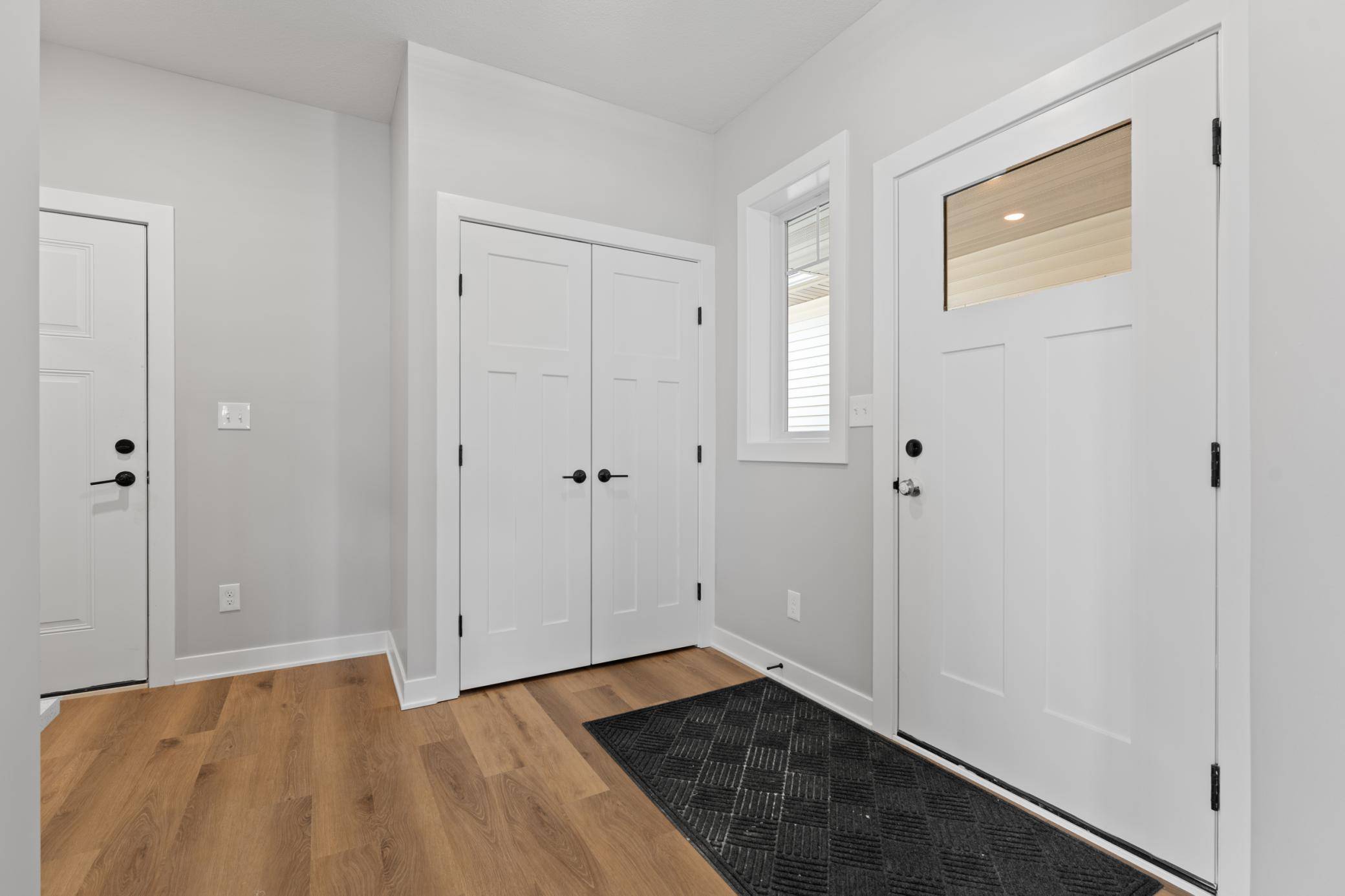 700 Shardlow PL NE, Byron, MN 55920