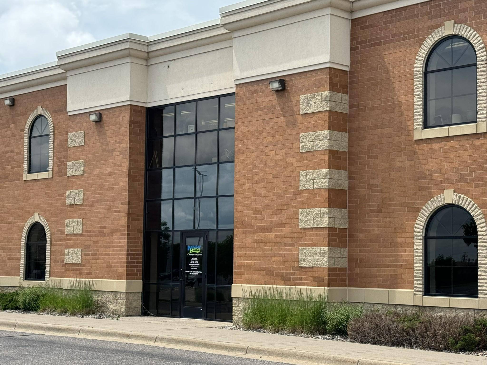 2850 Cutters Grove AVE #Suite 106, Anoka, MN 55303