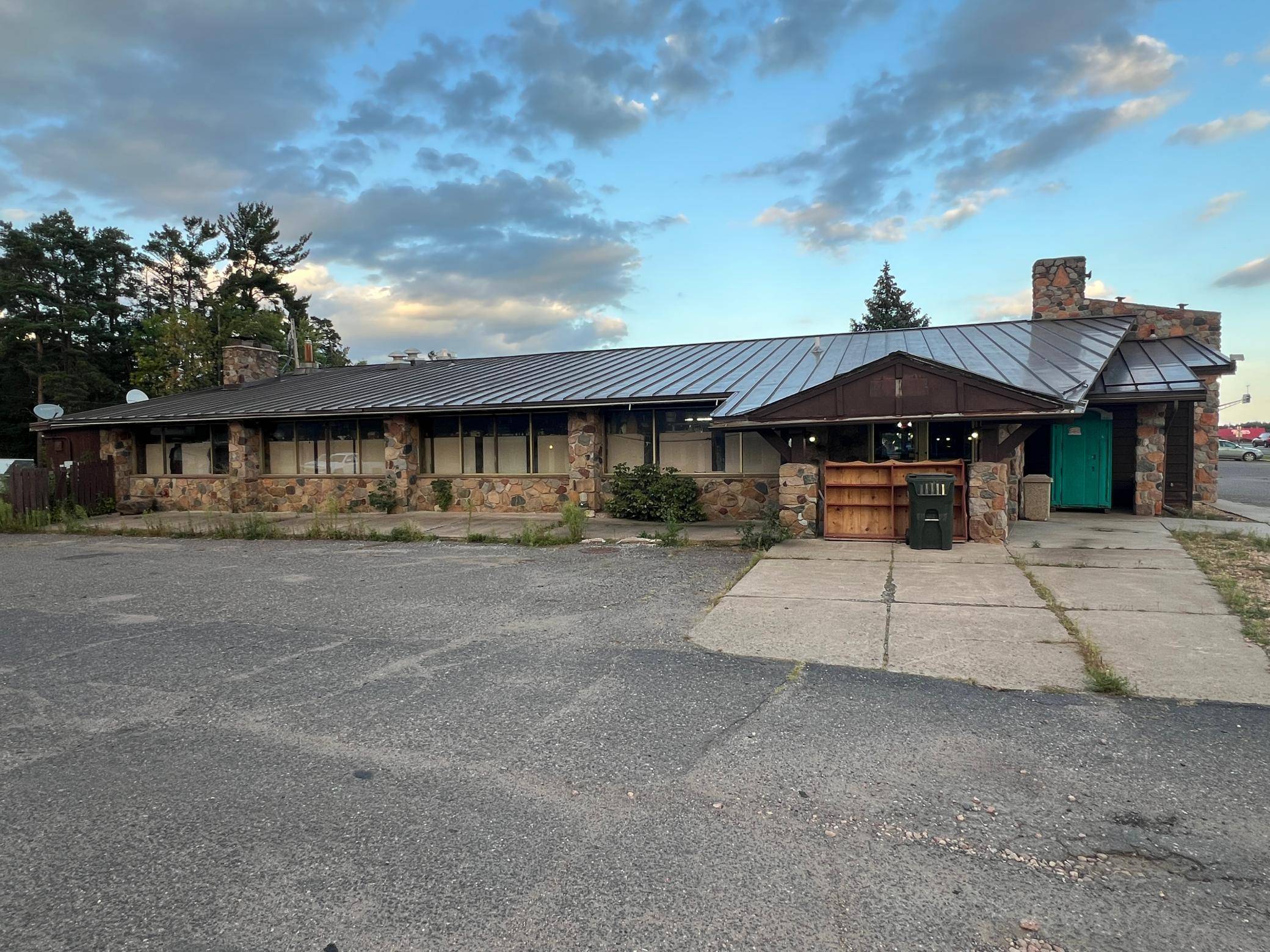 327 Fire Monument RD, Hinckley, MN 55037
