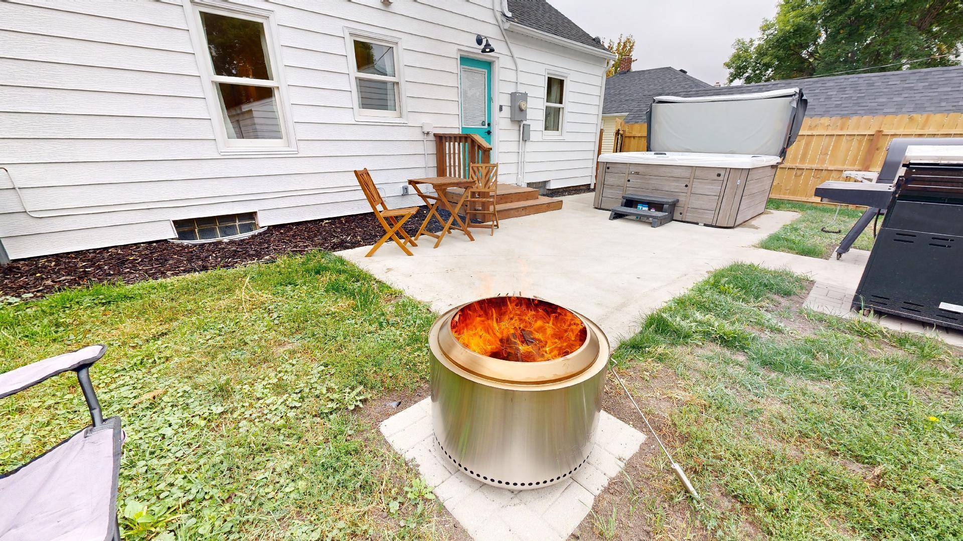 27 Division ST N #airbb, Clara City, MN 56222