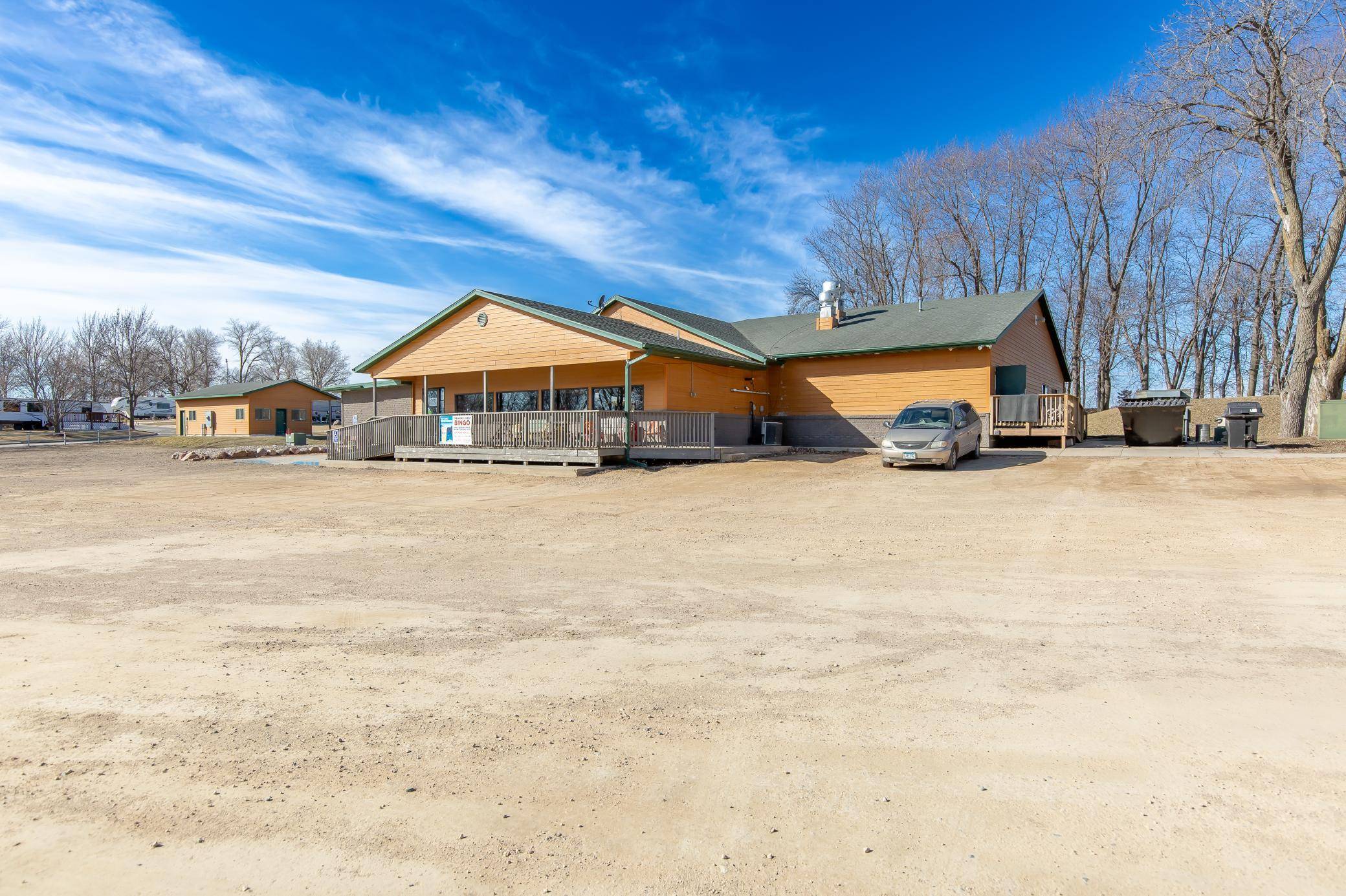 35032 Clear Lake LN, Le Center, MN 56057