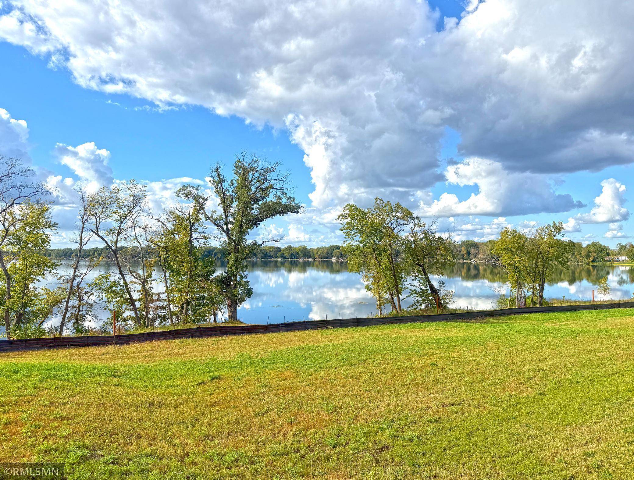 7560 Lake John DR, Annandale, MN 55302