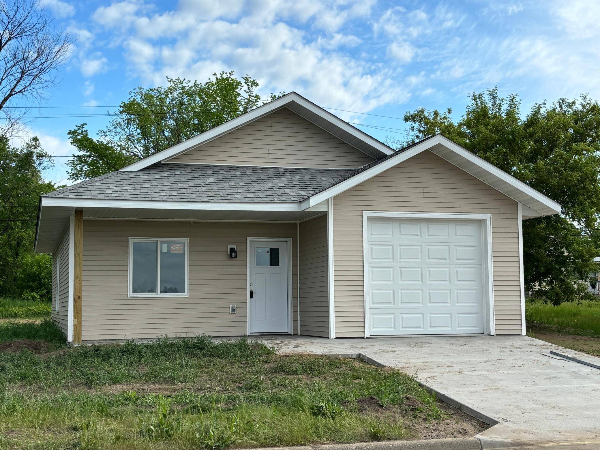 121 1st St NE, Cass Lake, MN 56633