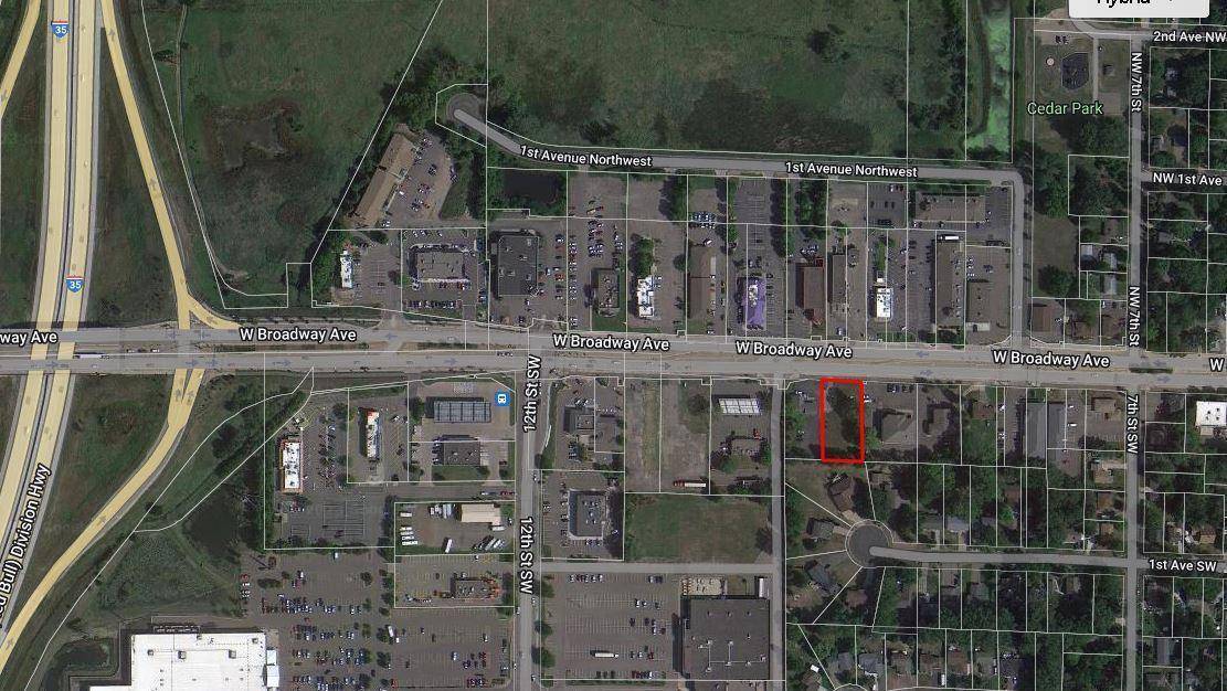 932 W Broadway AVE, Forest Lake, MN 55025