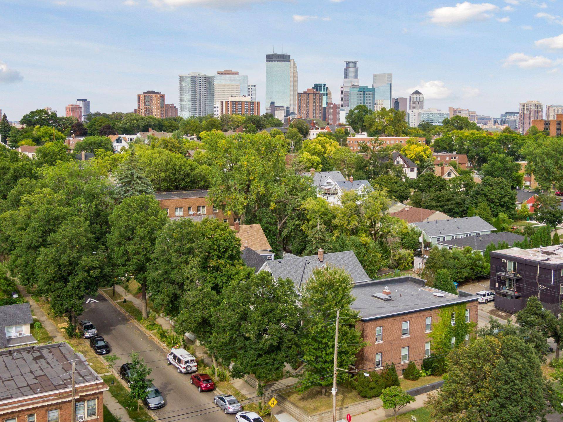 2125 Harriet AVE, Minneapolis, MN 55405