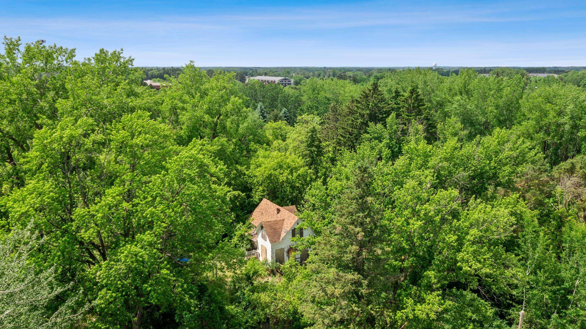 1845 Old Main ST S, Cambridge, MN 55008