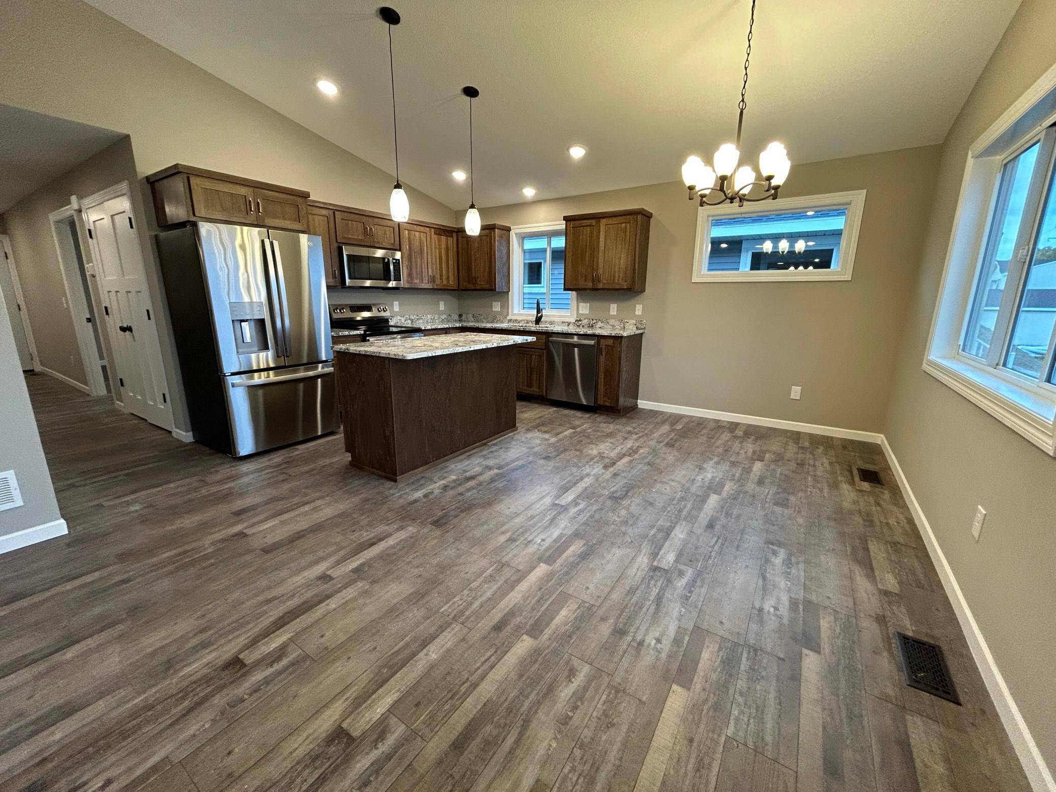 11252 Prairie Village LN, Becker, MN 55308