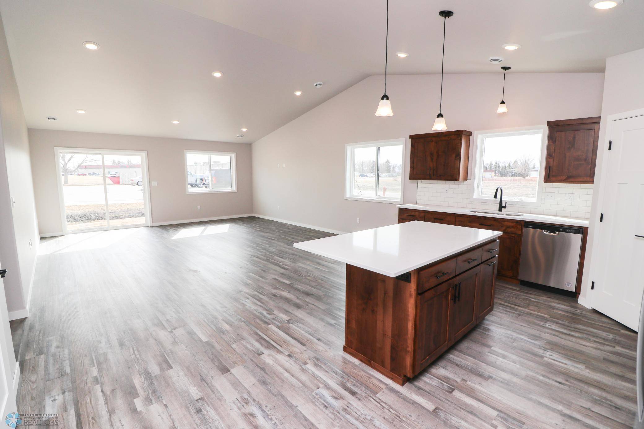 1394 Prairie Lane, Wahpeton, ND 58075