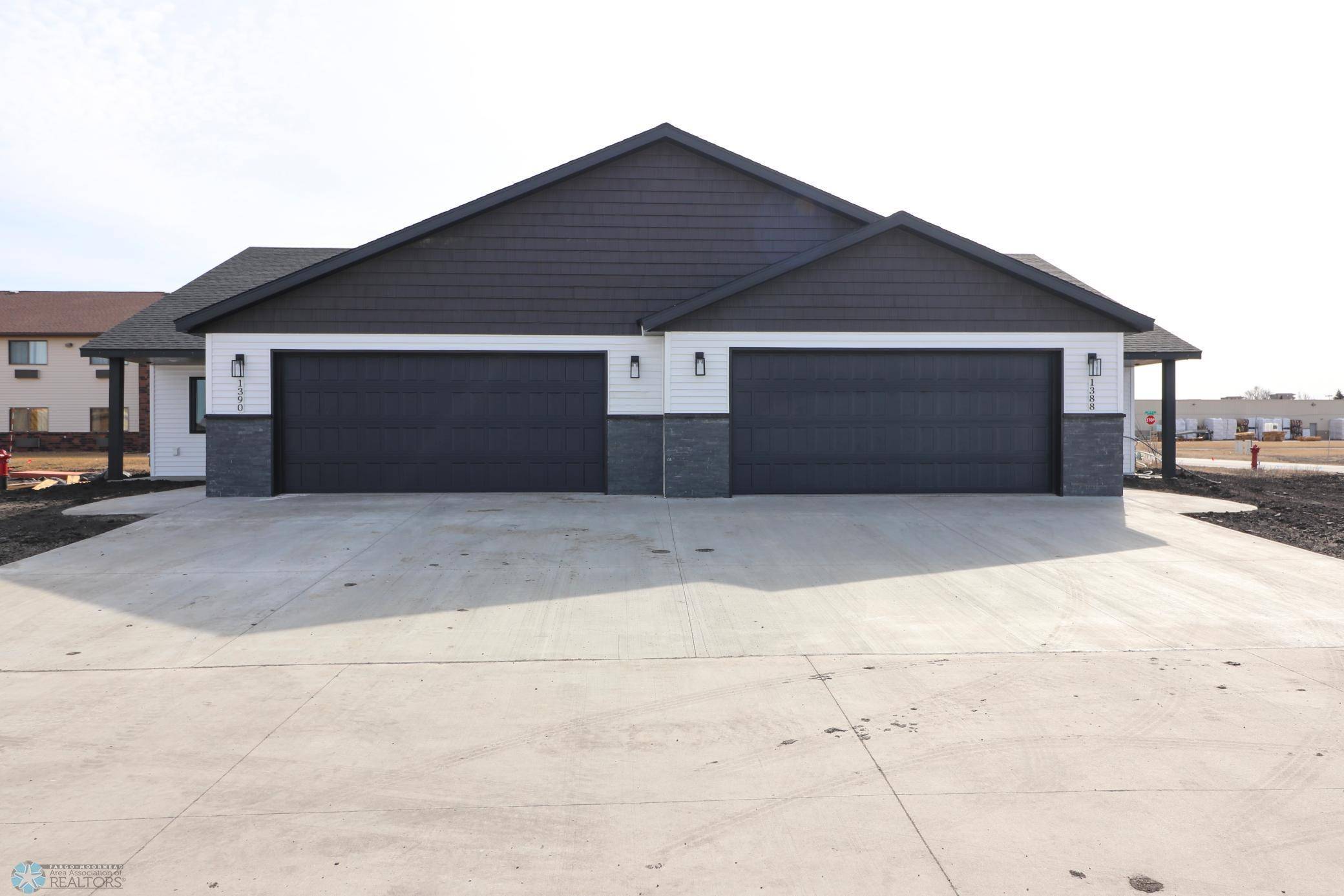 1394 Prairie Lane, Wahpeton, ND 58075