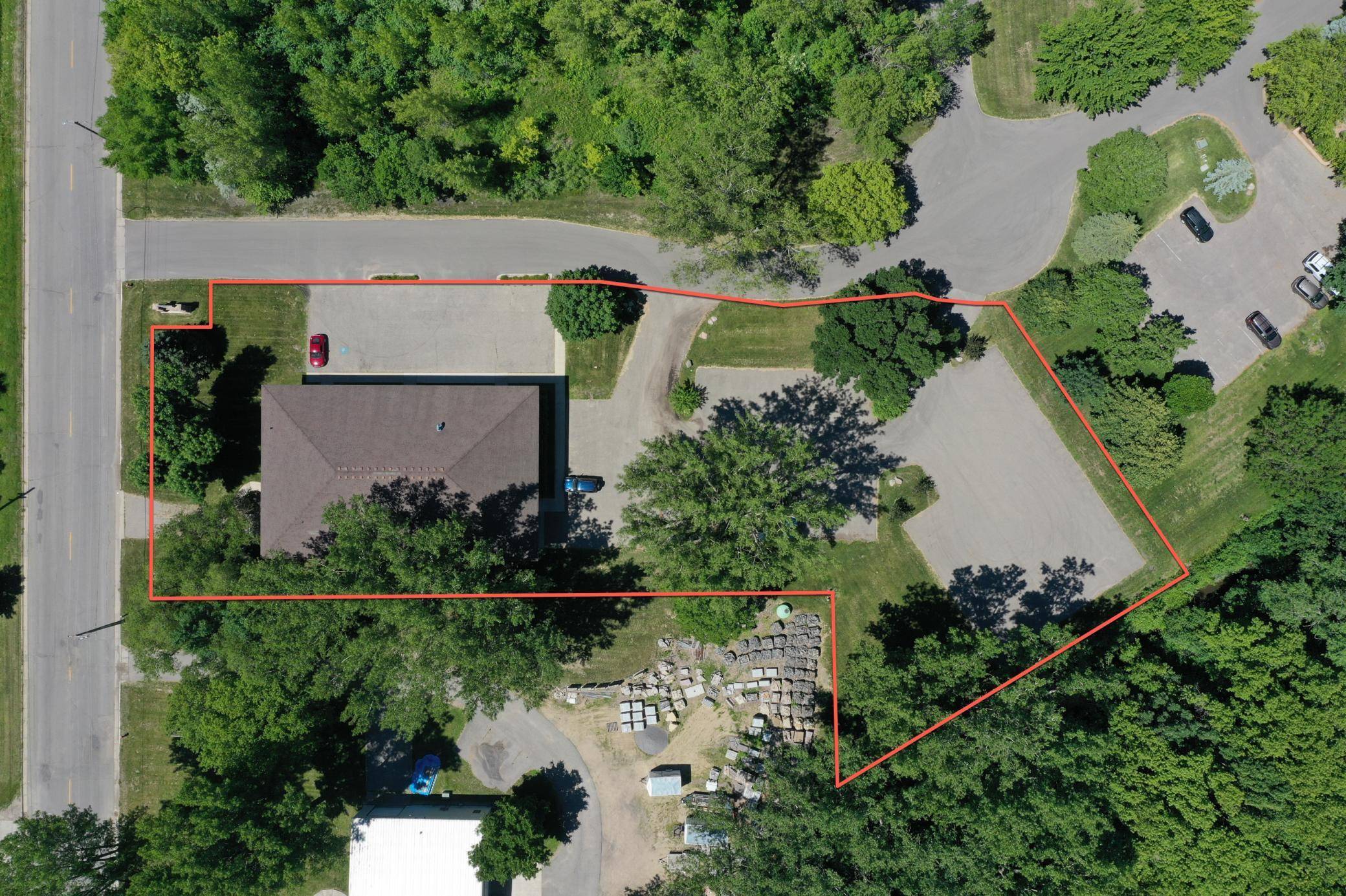 768 N Creek DR, Willmar, MN 56201