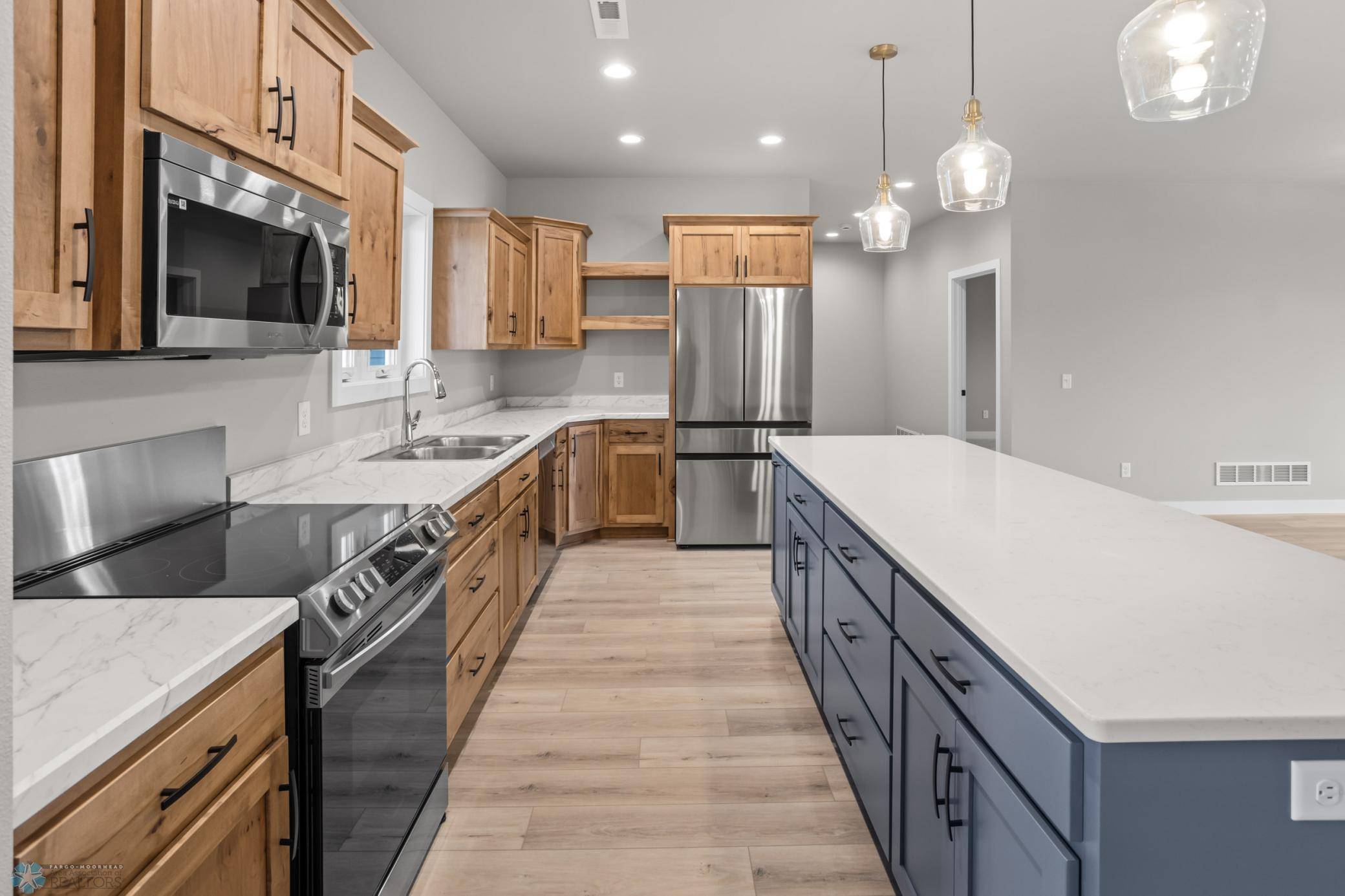 709 BLAINE ST N, Colfax, ND 58018