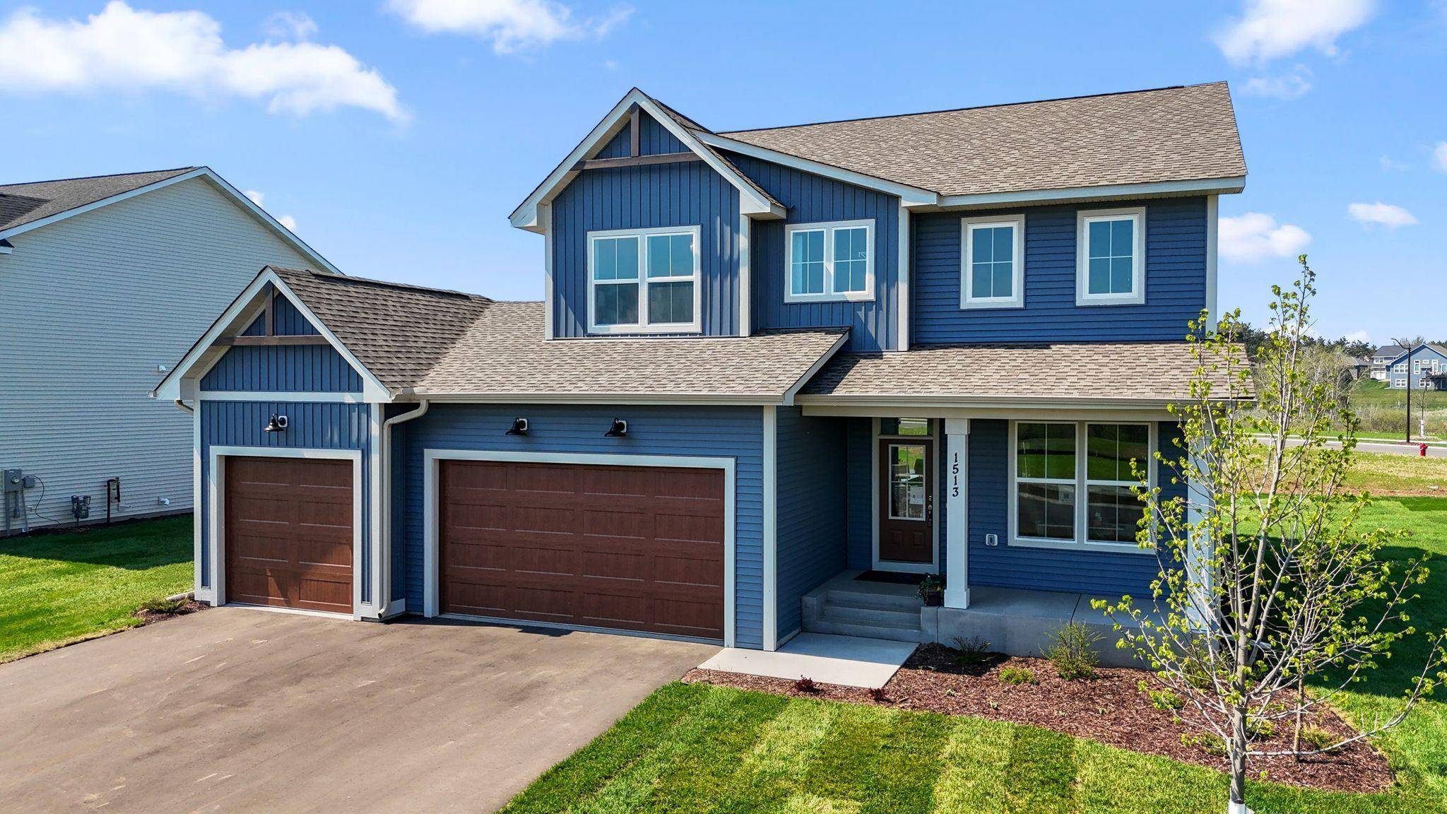 1513 Creekwood DR, New Richmond, WI 54017