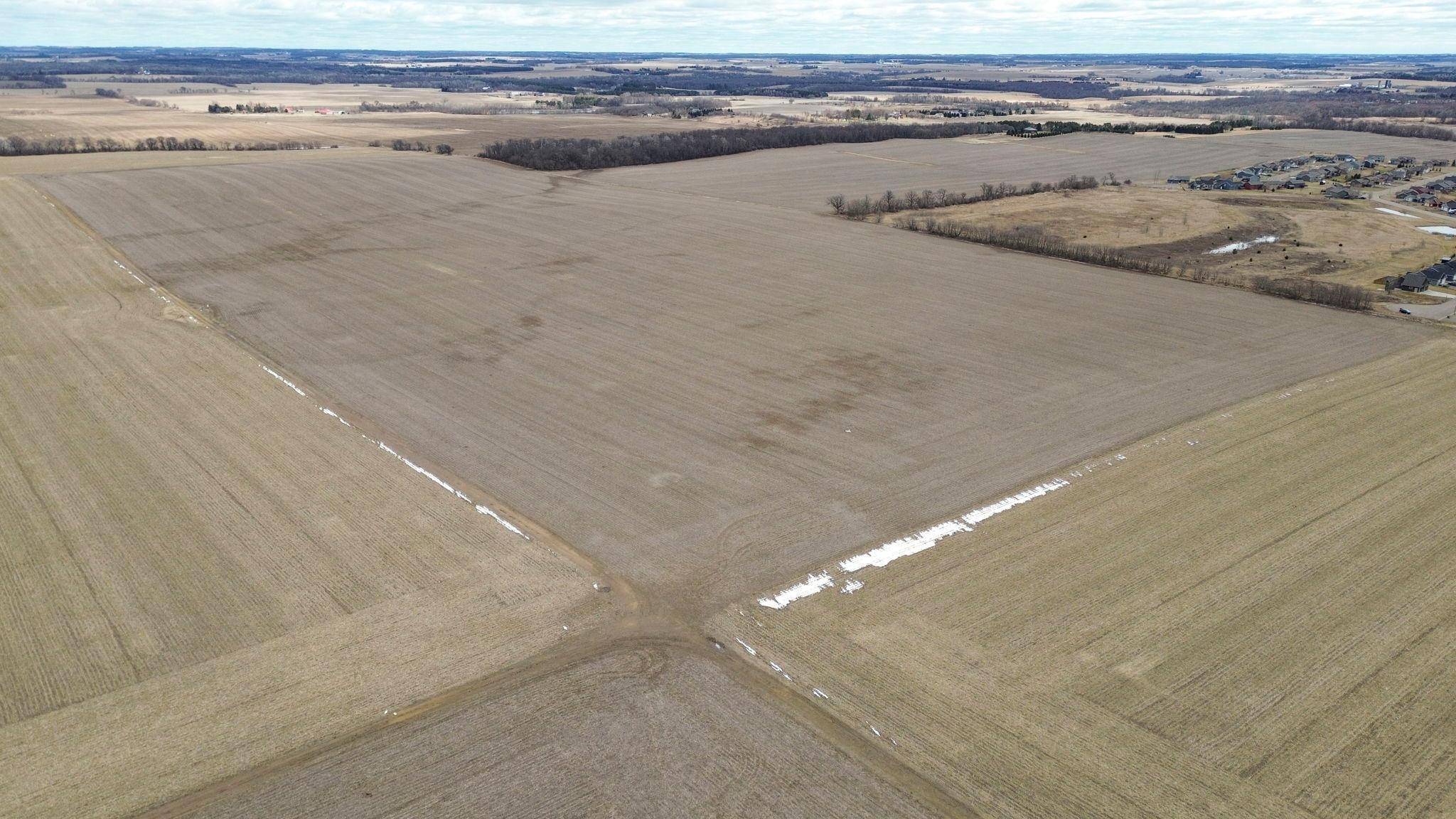 xxx Prairie RD, New Richmond, WI 54017