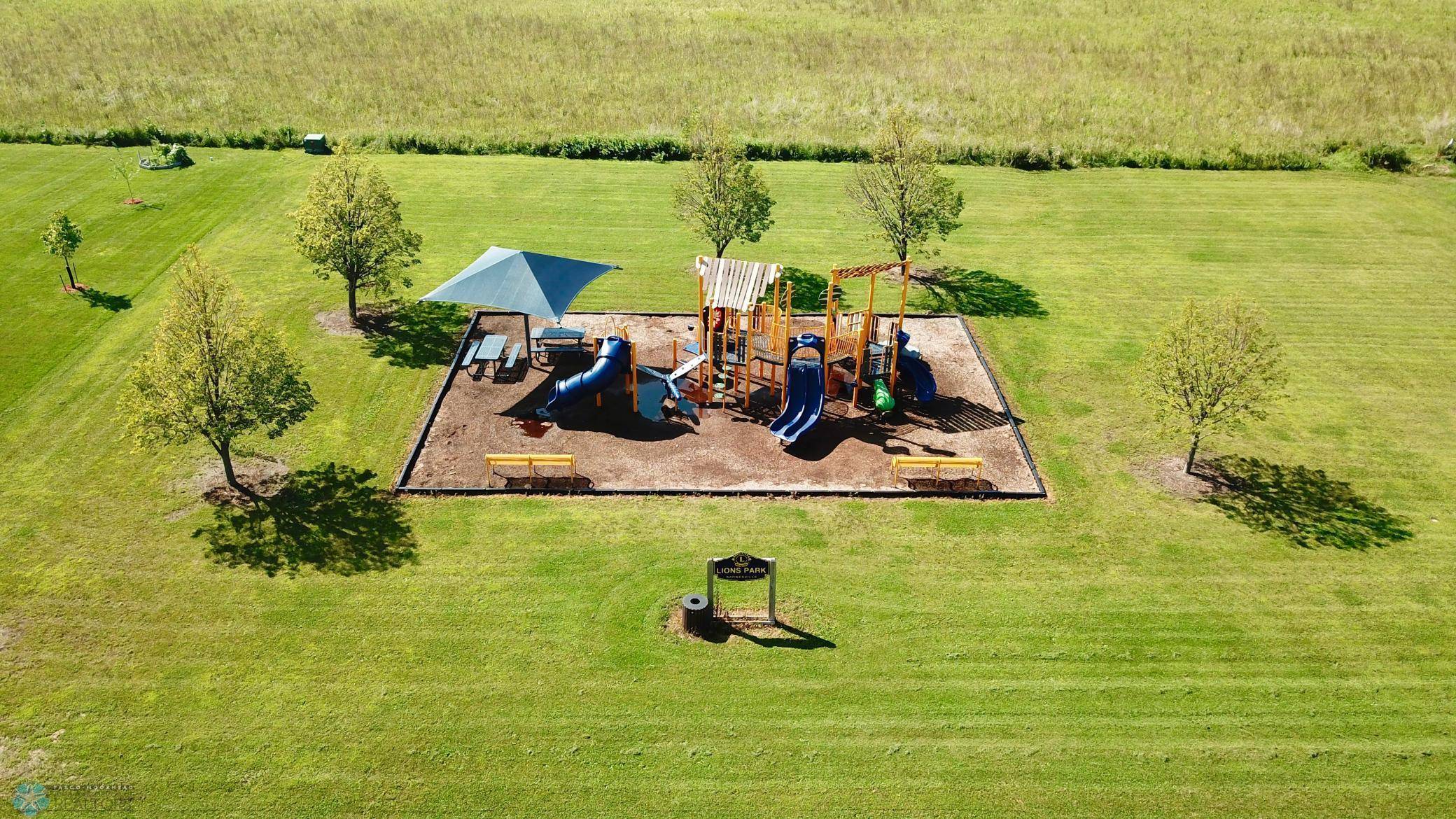 211 19 Street CIR NE, Barnesville, MN 56514