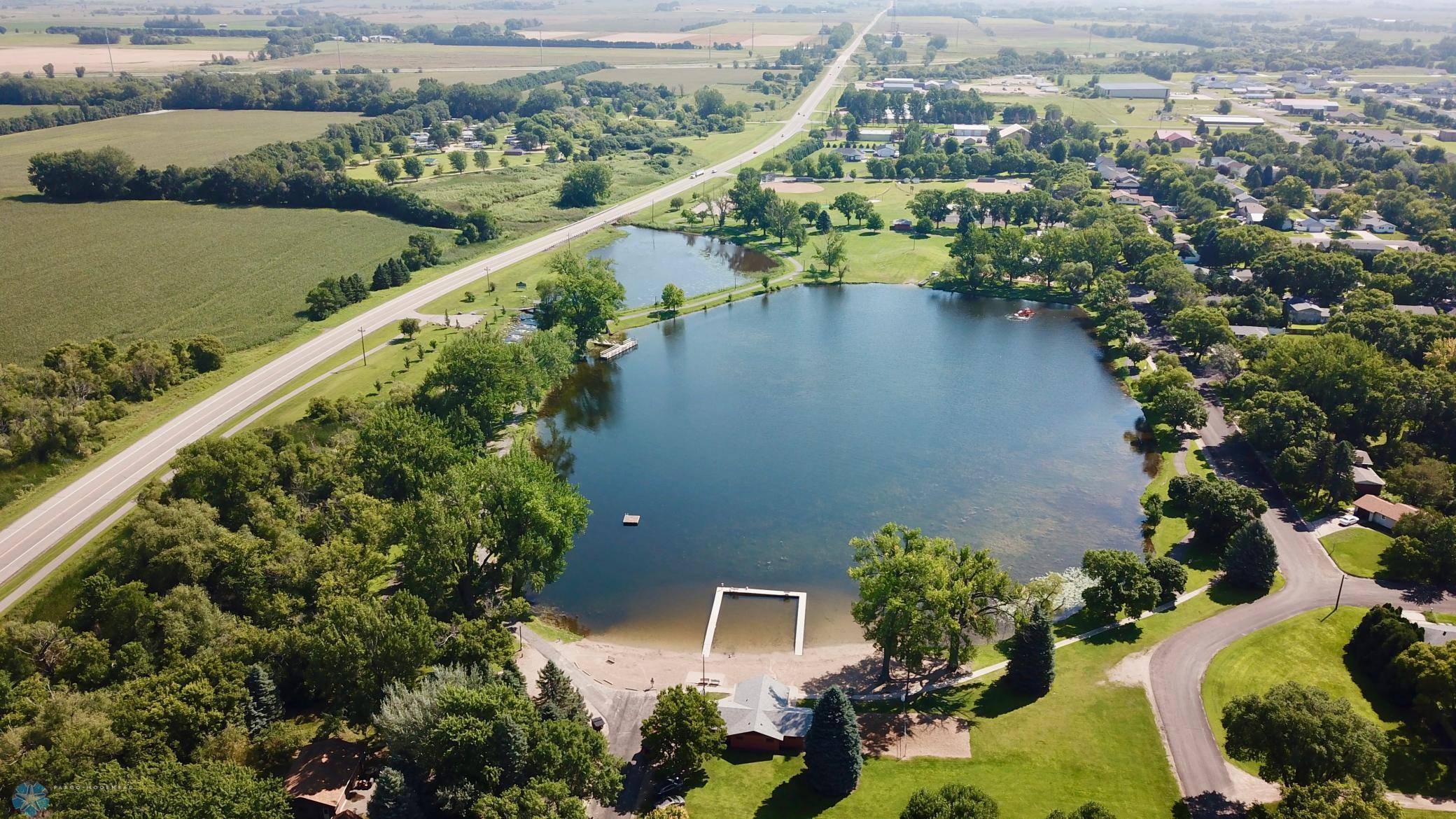 211 19 Street CIR NE, Barnesville, MN 56514