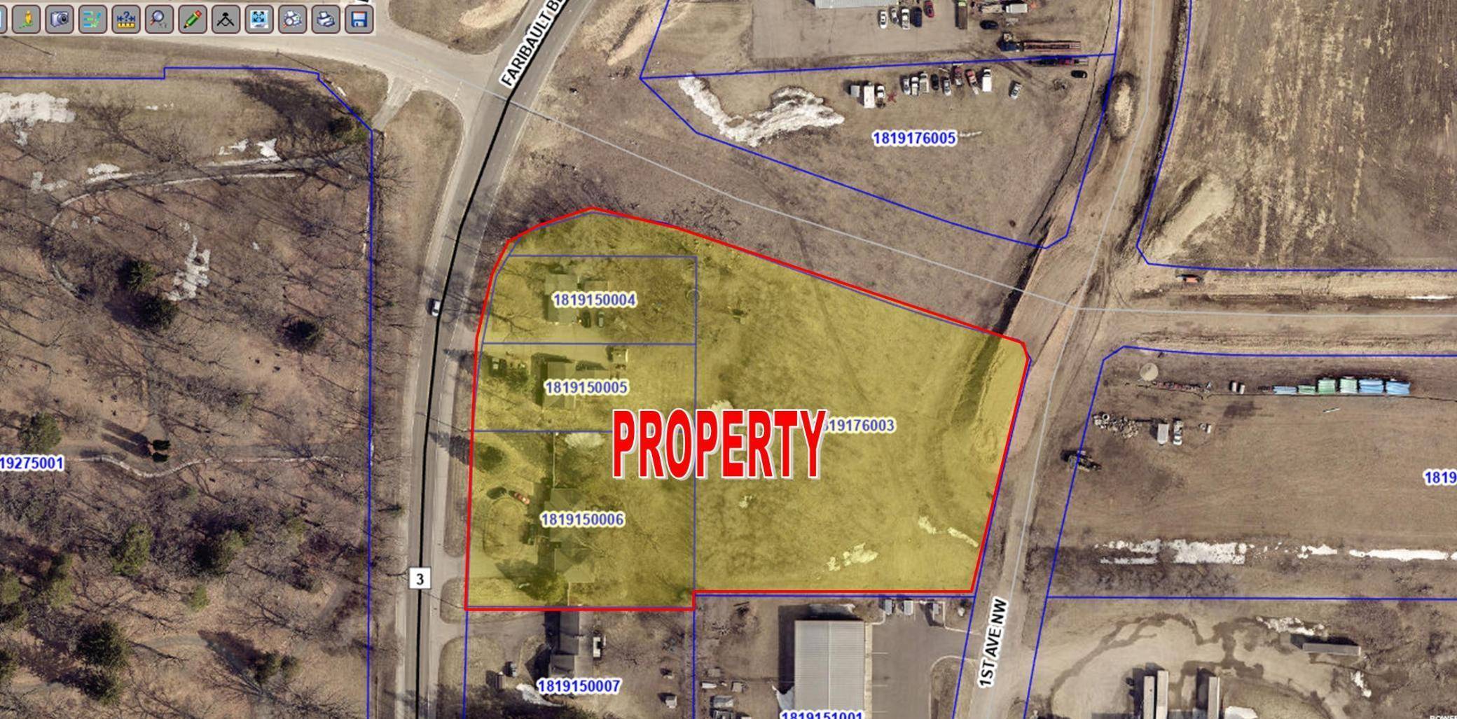 2905 2nd AVE NW, Faribault, MN 55021