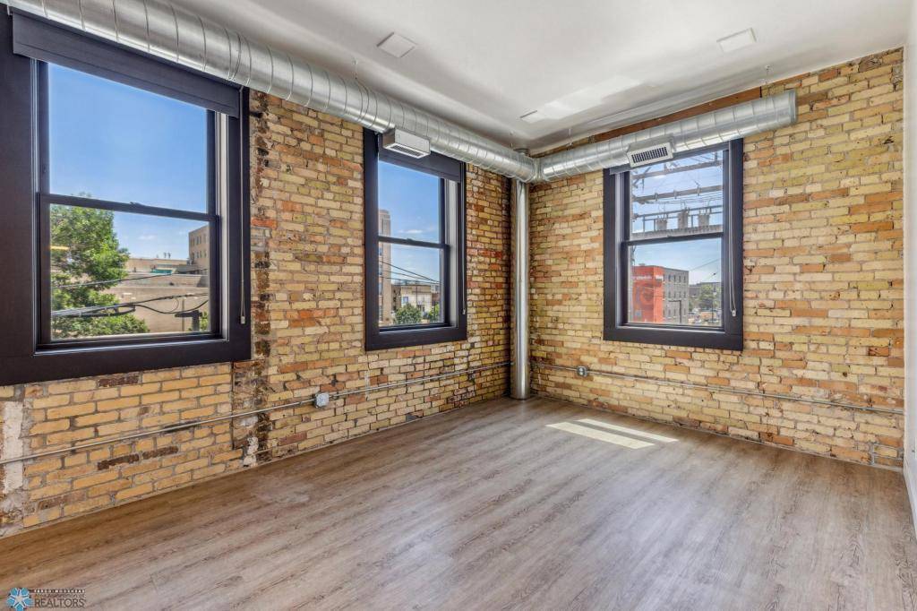 117 Broadway N #307, Fargo, ND 58102