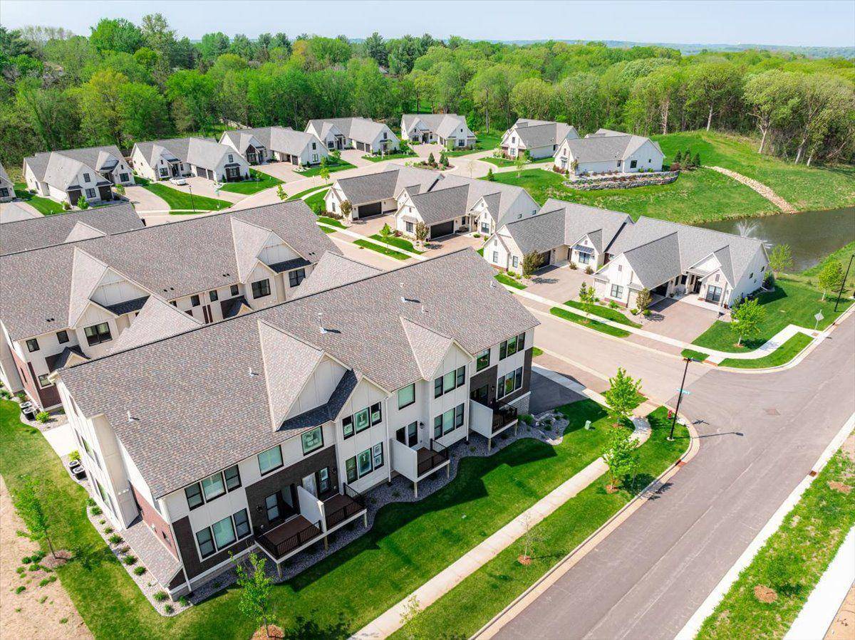 2313 Simply Living Lane #B, Hudson, WI 54016