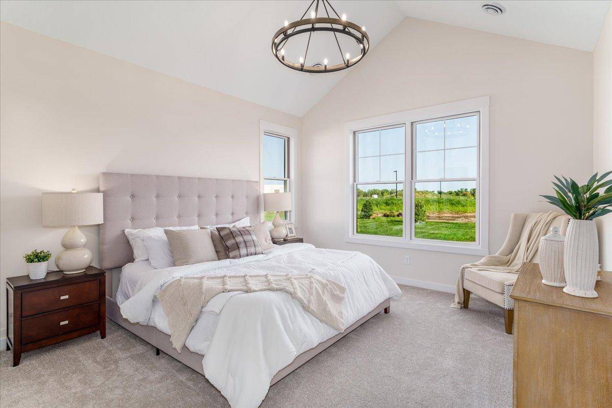 2229 Sharon Lane, Hudson, WI 54016