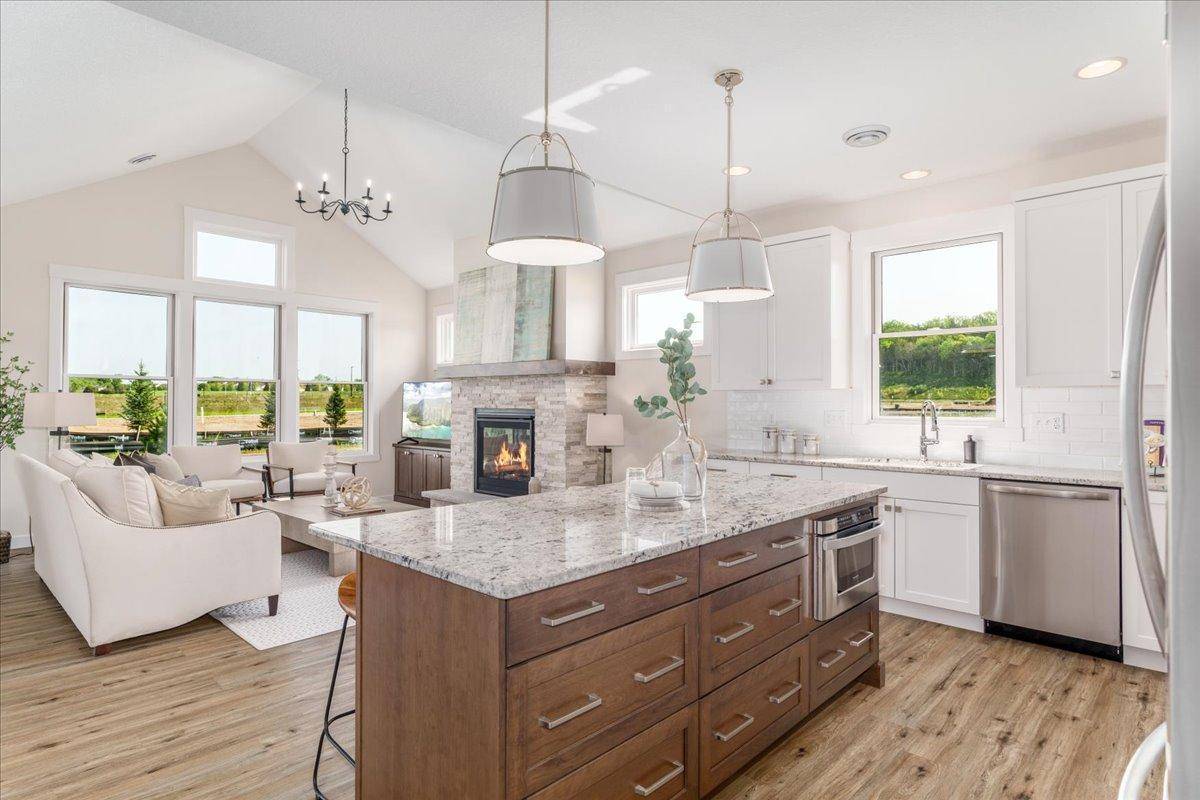 2341 Sharon Lane, Hudson, WI 54016
