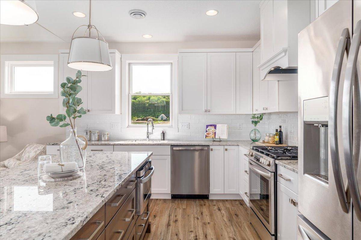 2341 Sharon Lane, Hudson, WI 54016