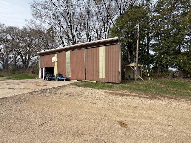 15497 Meiners RD, Caledonia, MN 55921